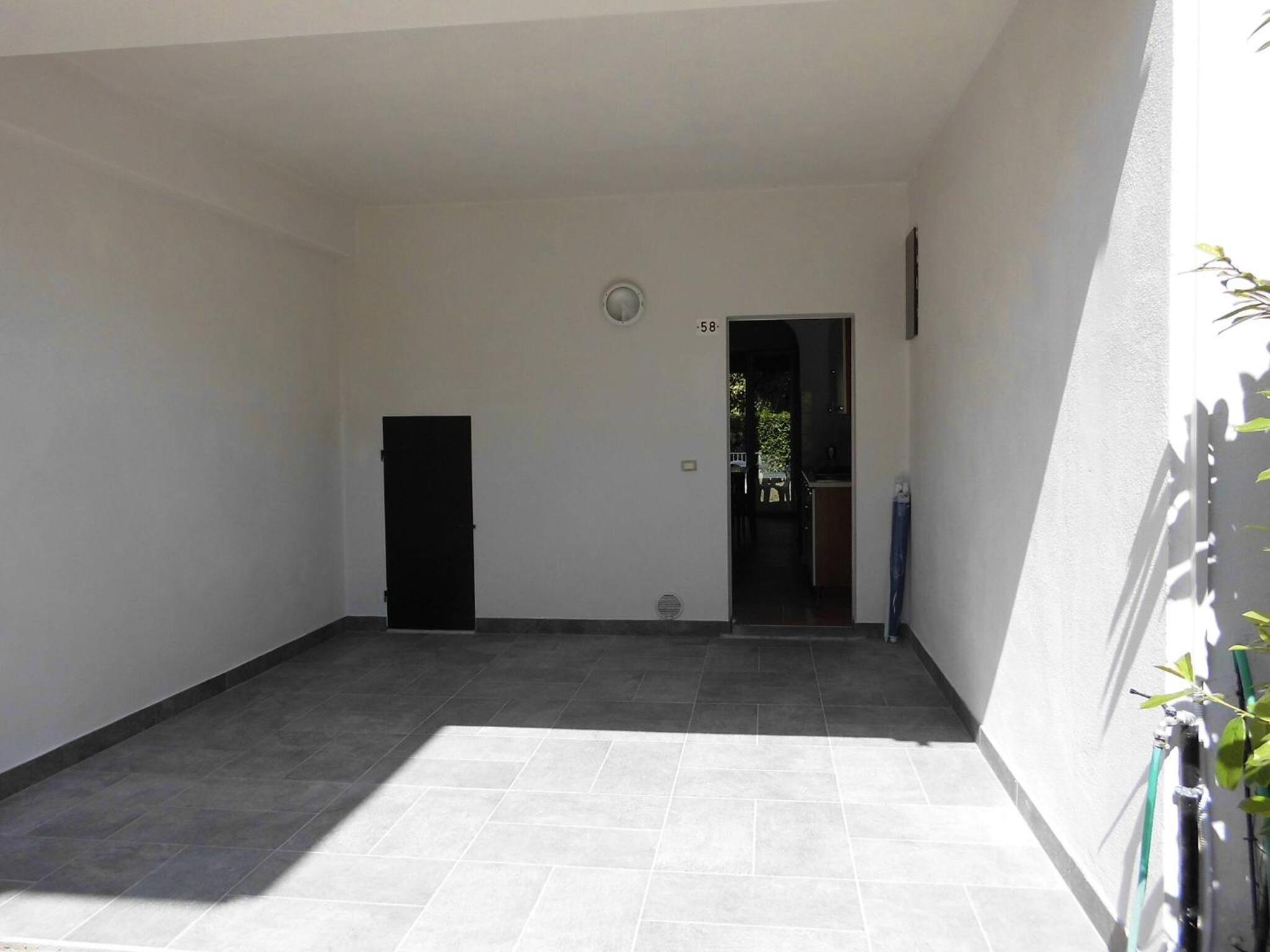 Terraced house with private garden