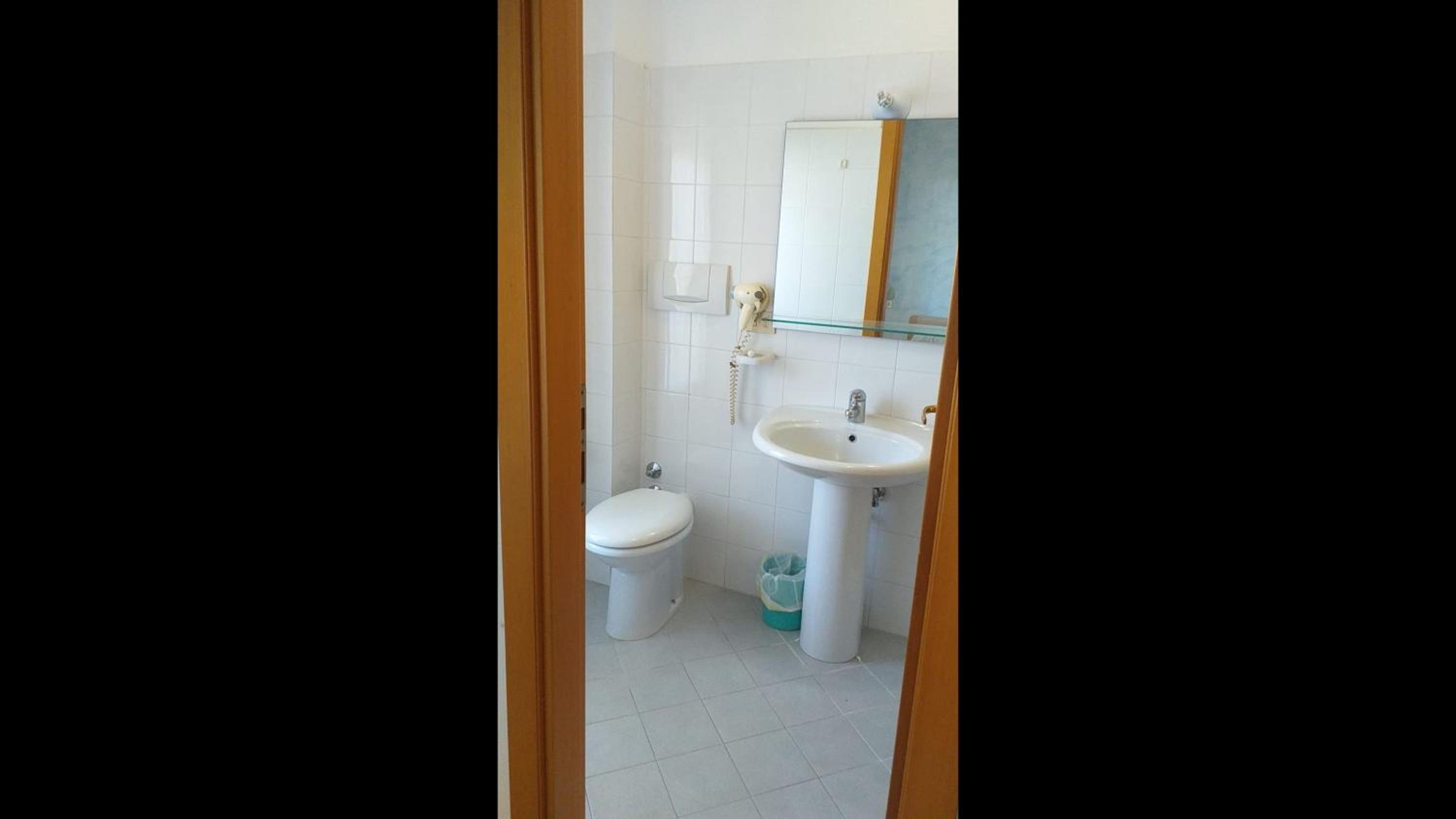 Quadruple room for a totally relaxing holiday view 5