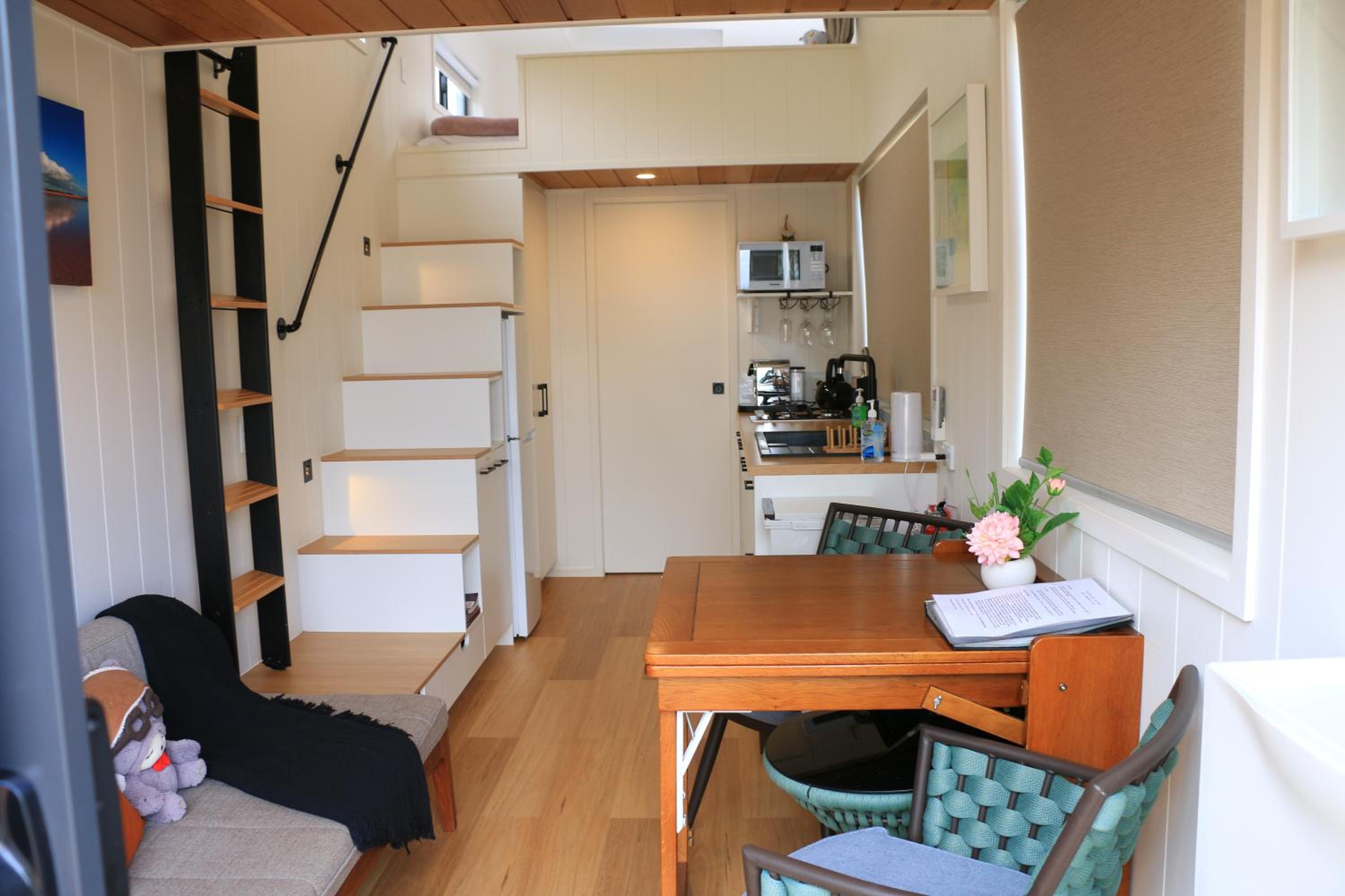 The Pink Lake Tiny House - 'Sakura' view 2