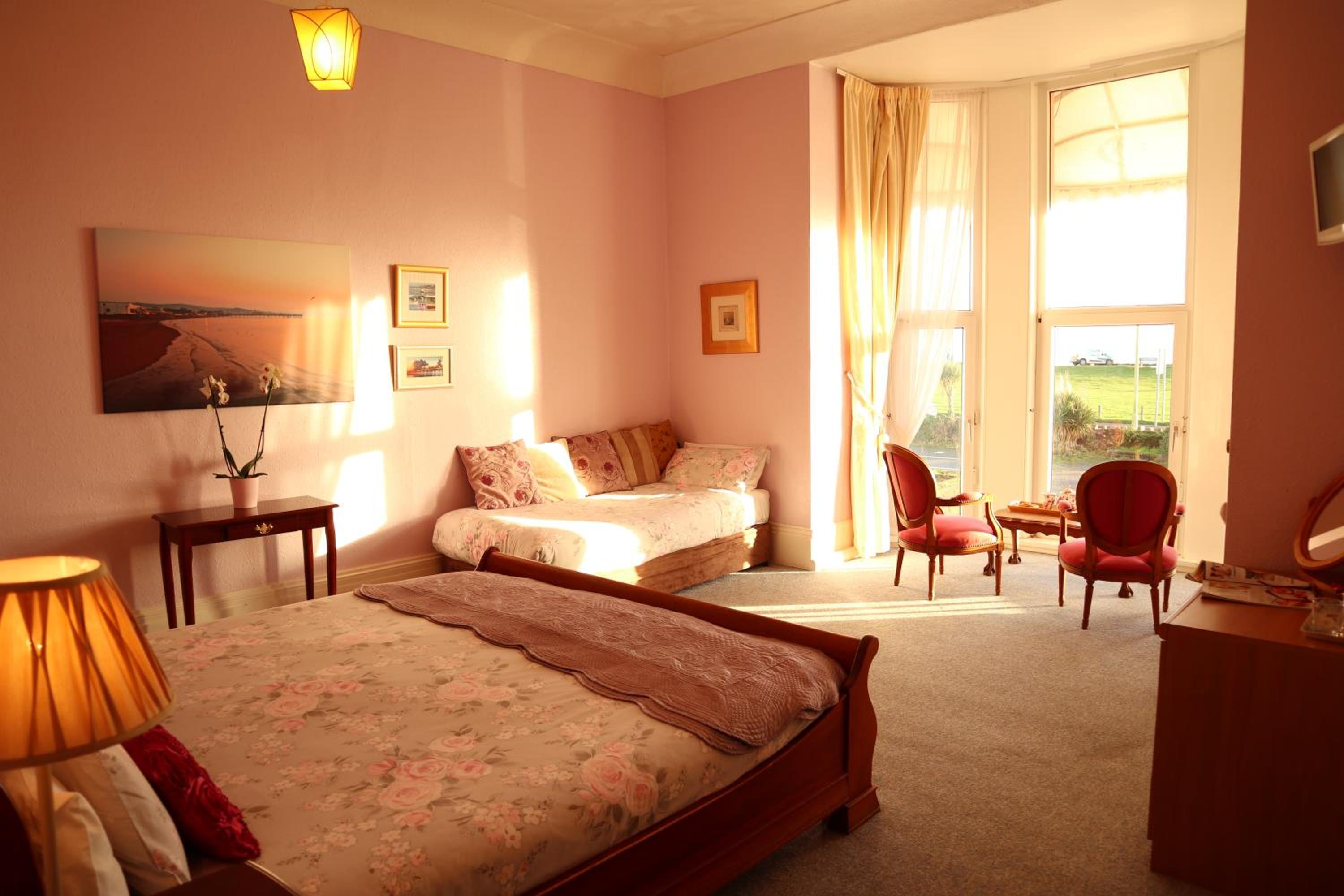 Cherry Tree Hotel