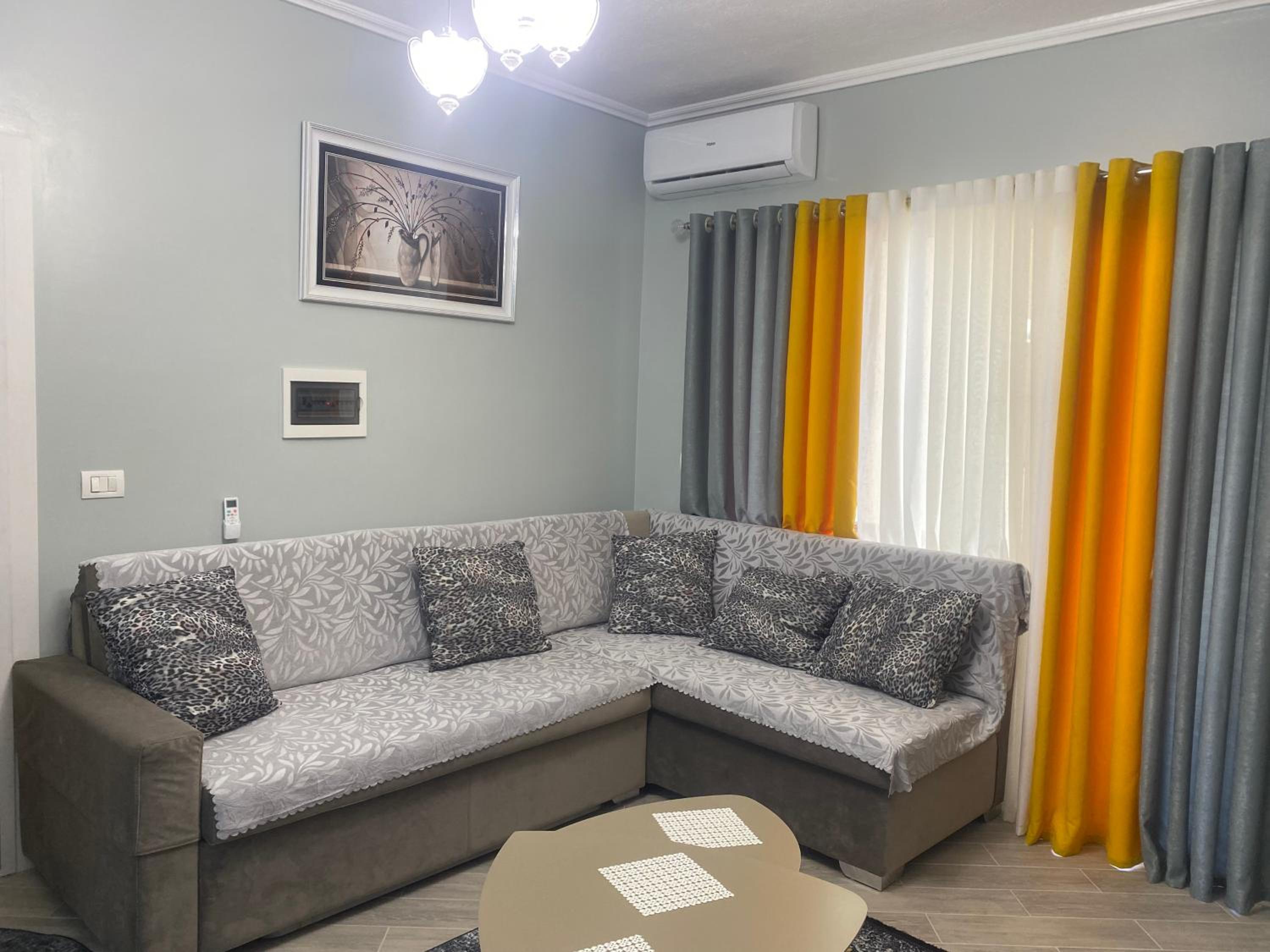 Elton's Home photo 5