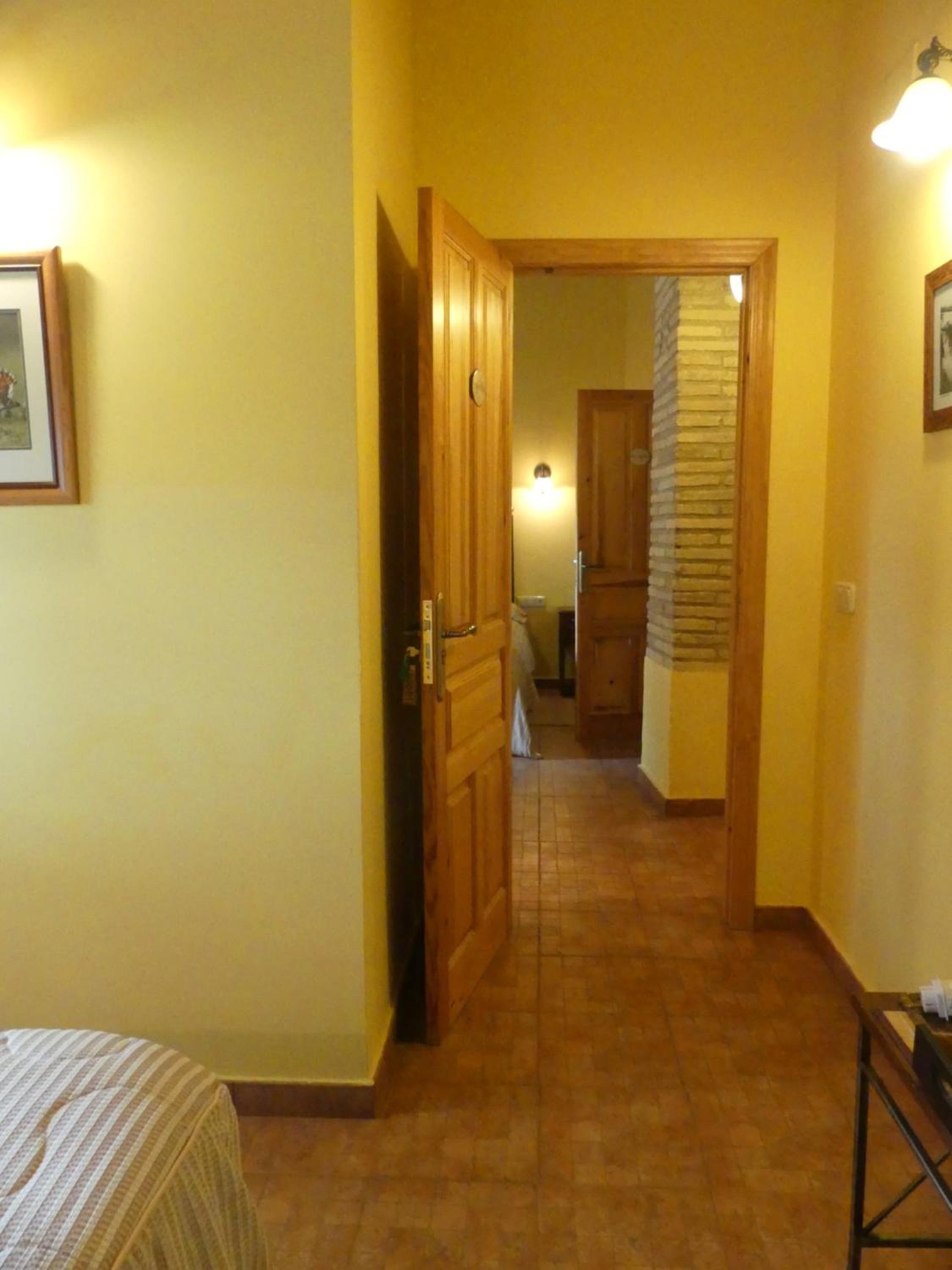 Photo 32