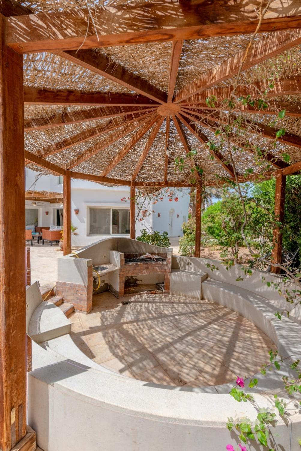 Beautiful 4 bedroom White Villa with Heated Pool view 5