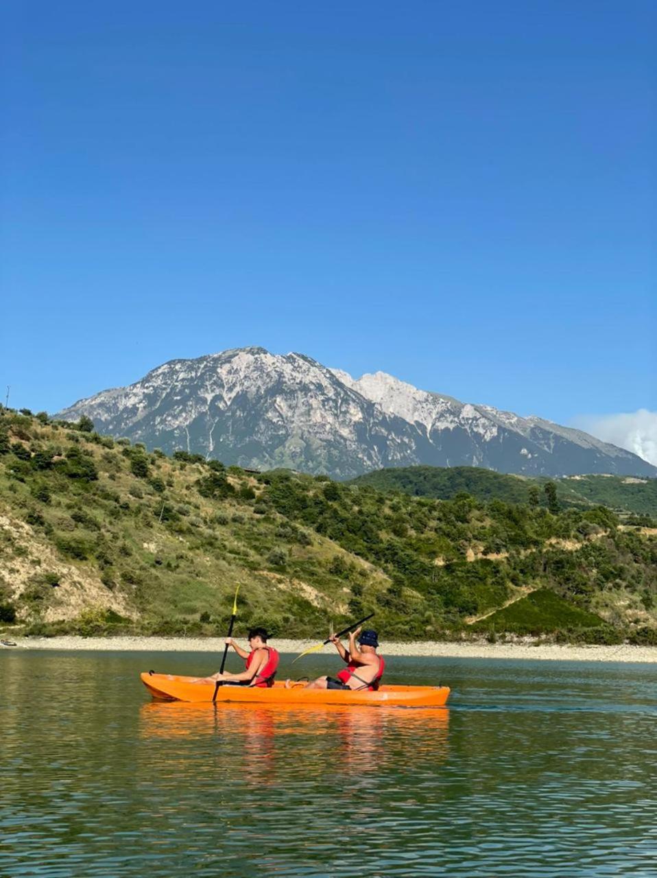 Alpeta Agrotourism & Winery - Roshnik , Berat