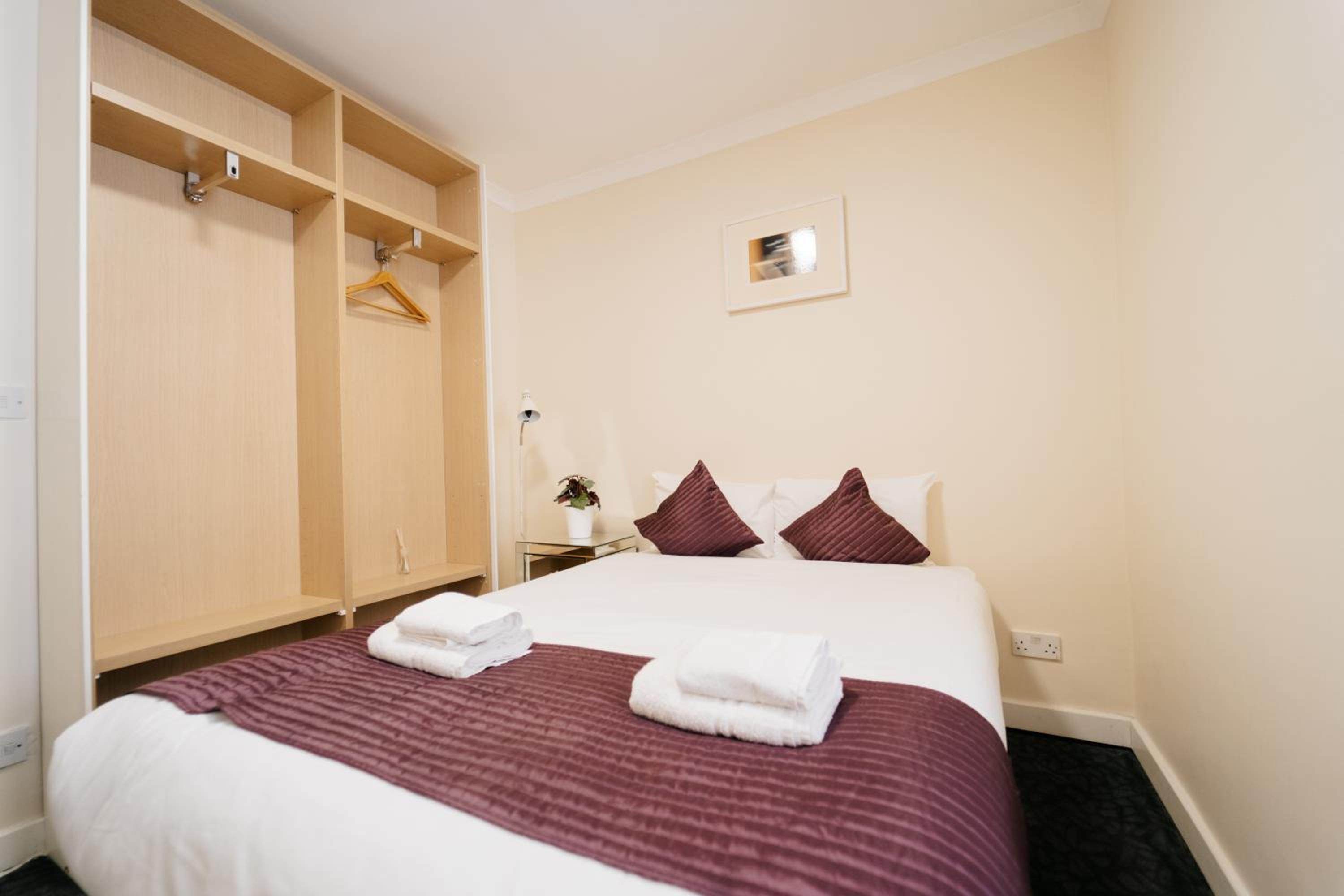 Blue Star Apartments
