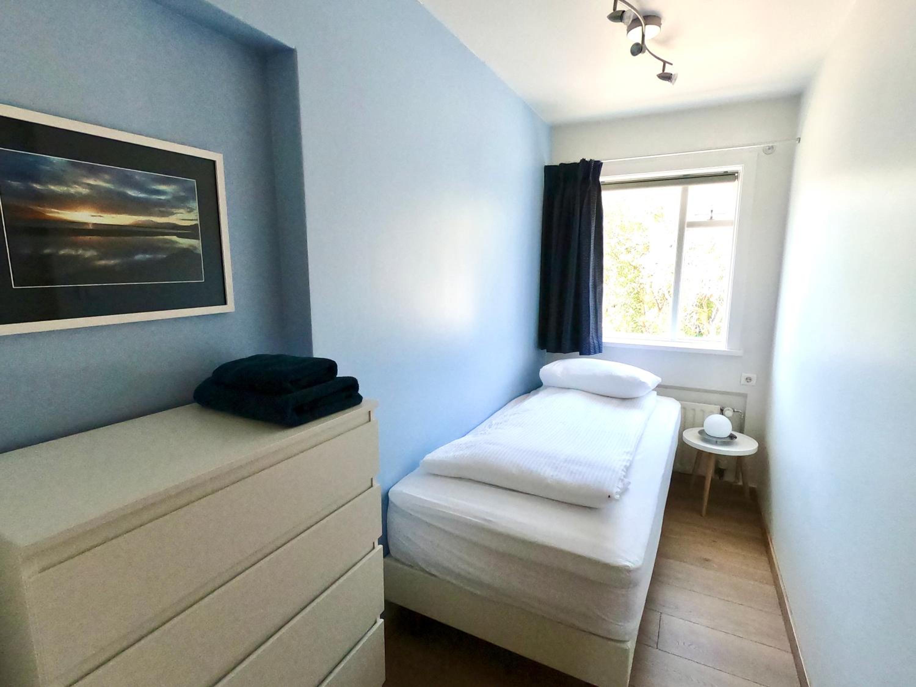 Pearl of the North Apartments