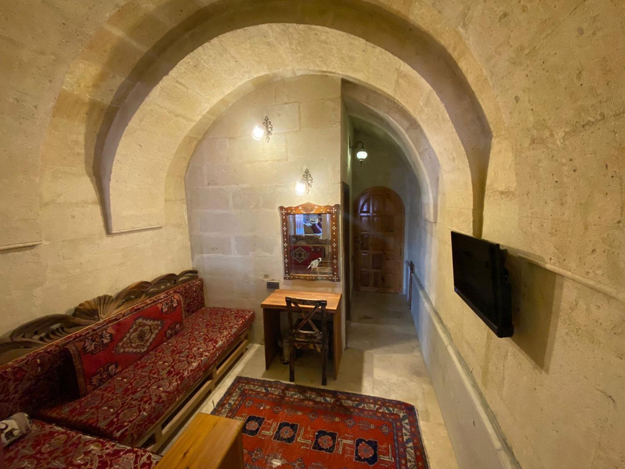 Walnut House Otel - Image 9