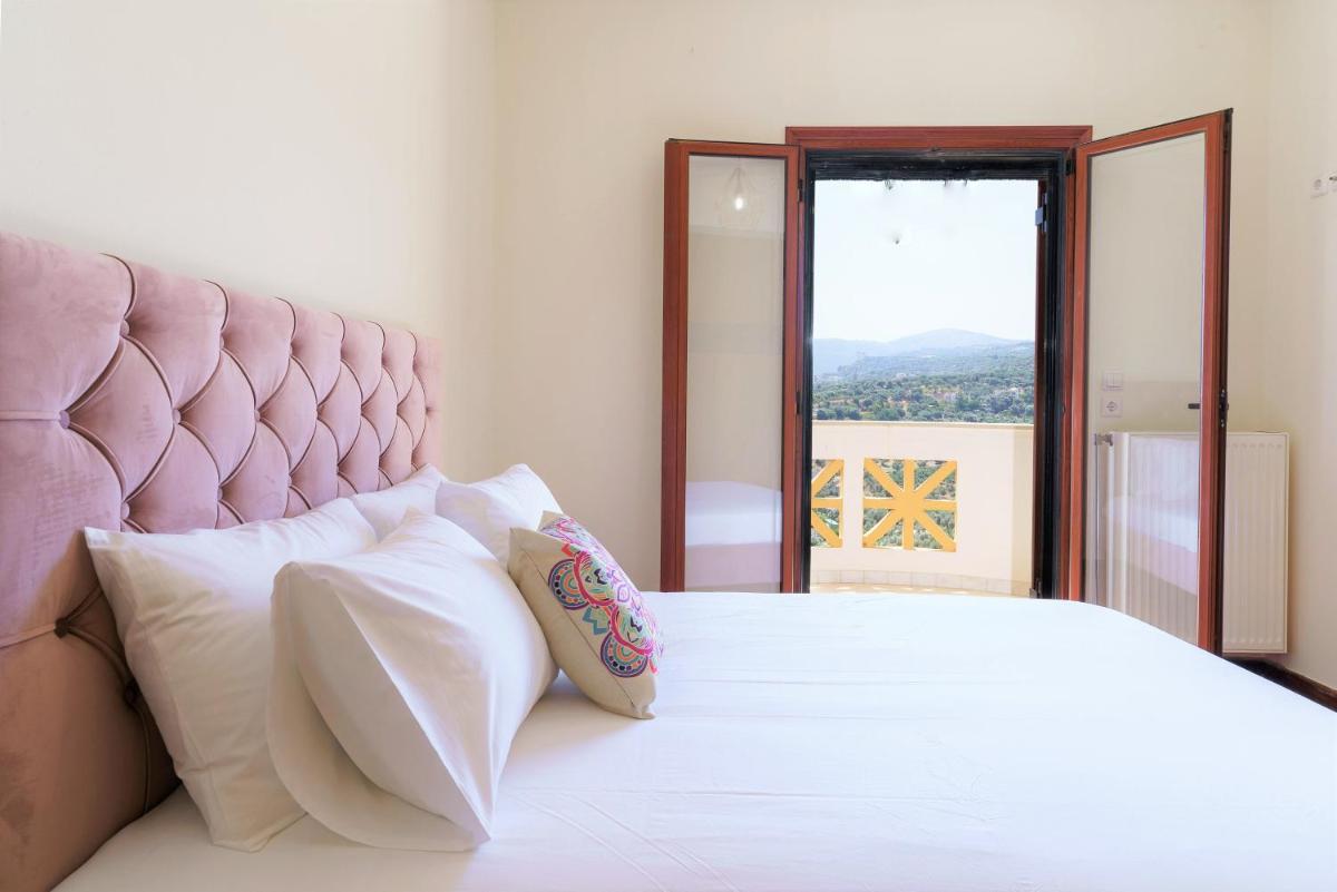 Hotel The Infinite - Image 1