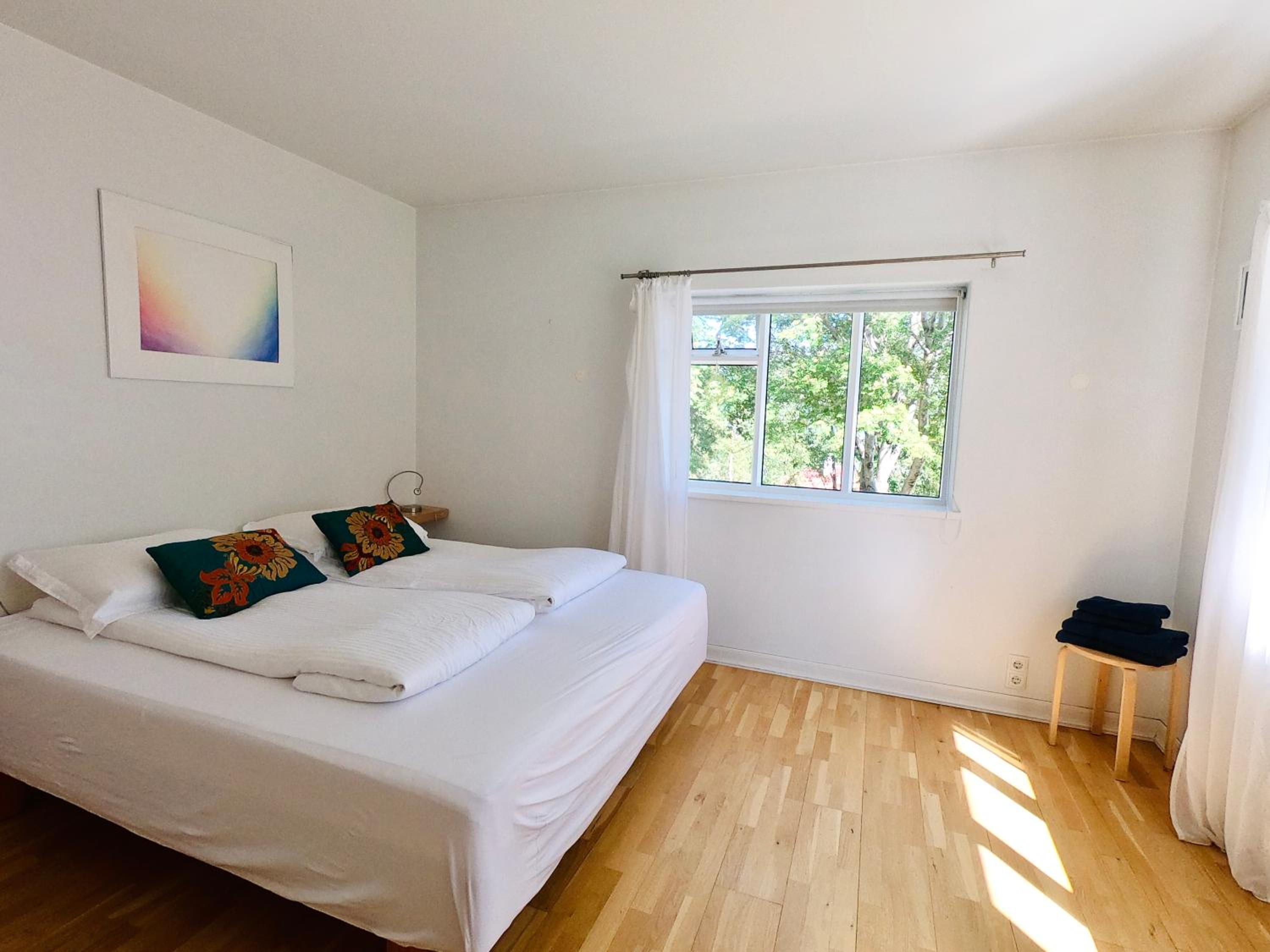 Pearl of the North Apartments