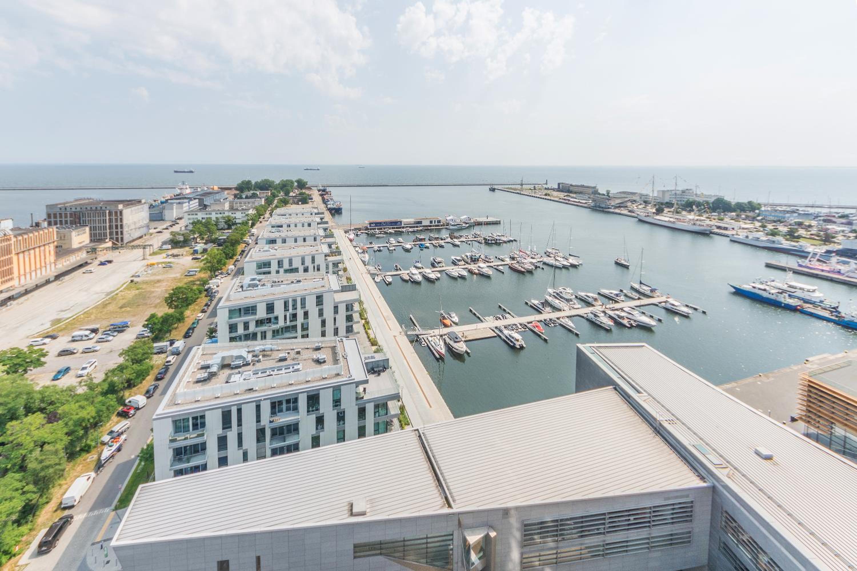 SEA TOWERS Panorama Apartments by Noclegi Renters