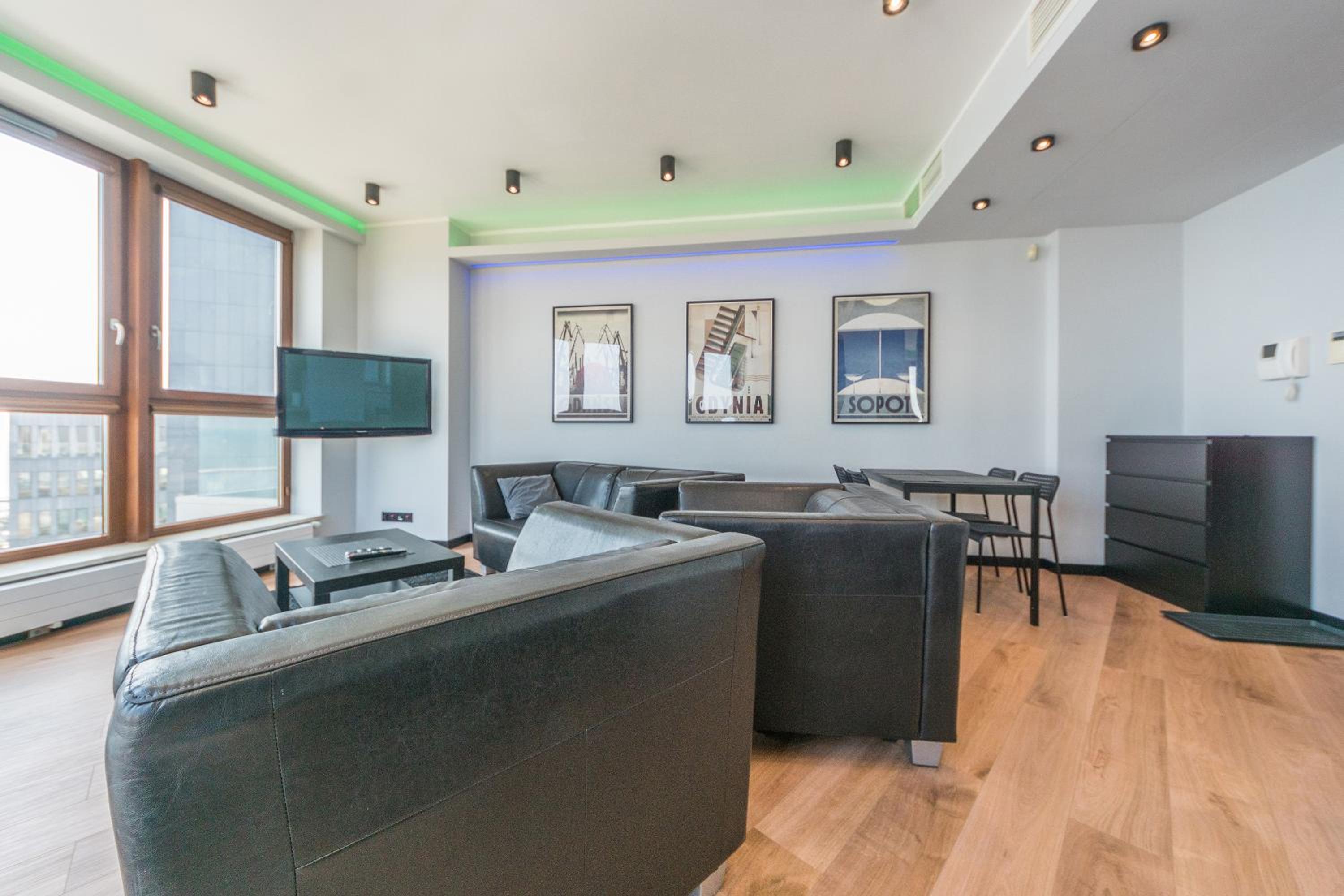 SEA TOWERS Panorama Apartments by Noclegi Renters