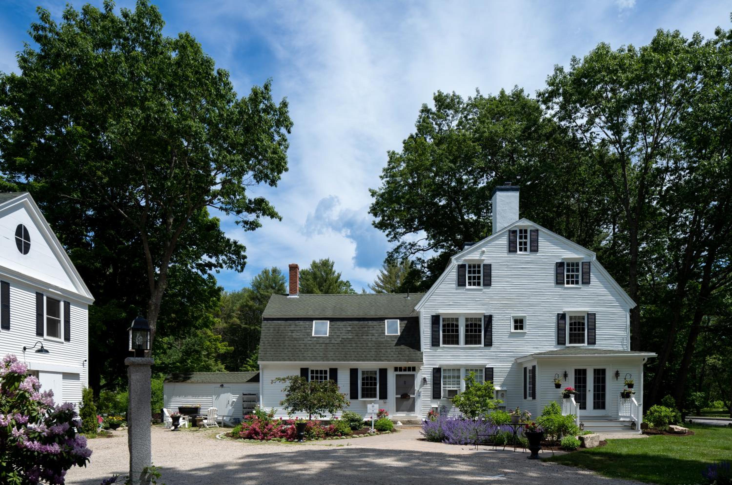 Waldo Emerson Inn - Property Image 2