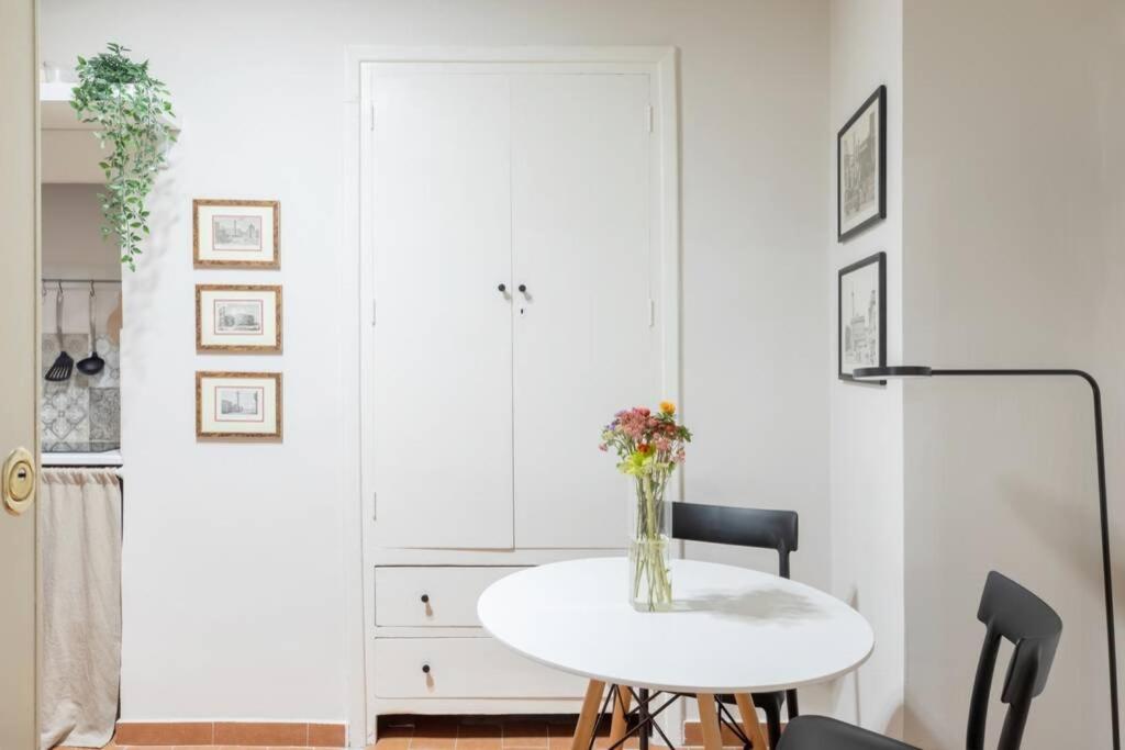 iFlat Pantheon Cozy Studio