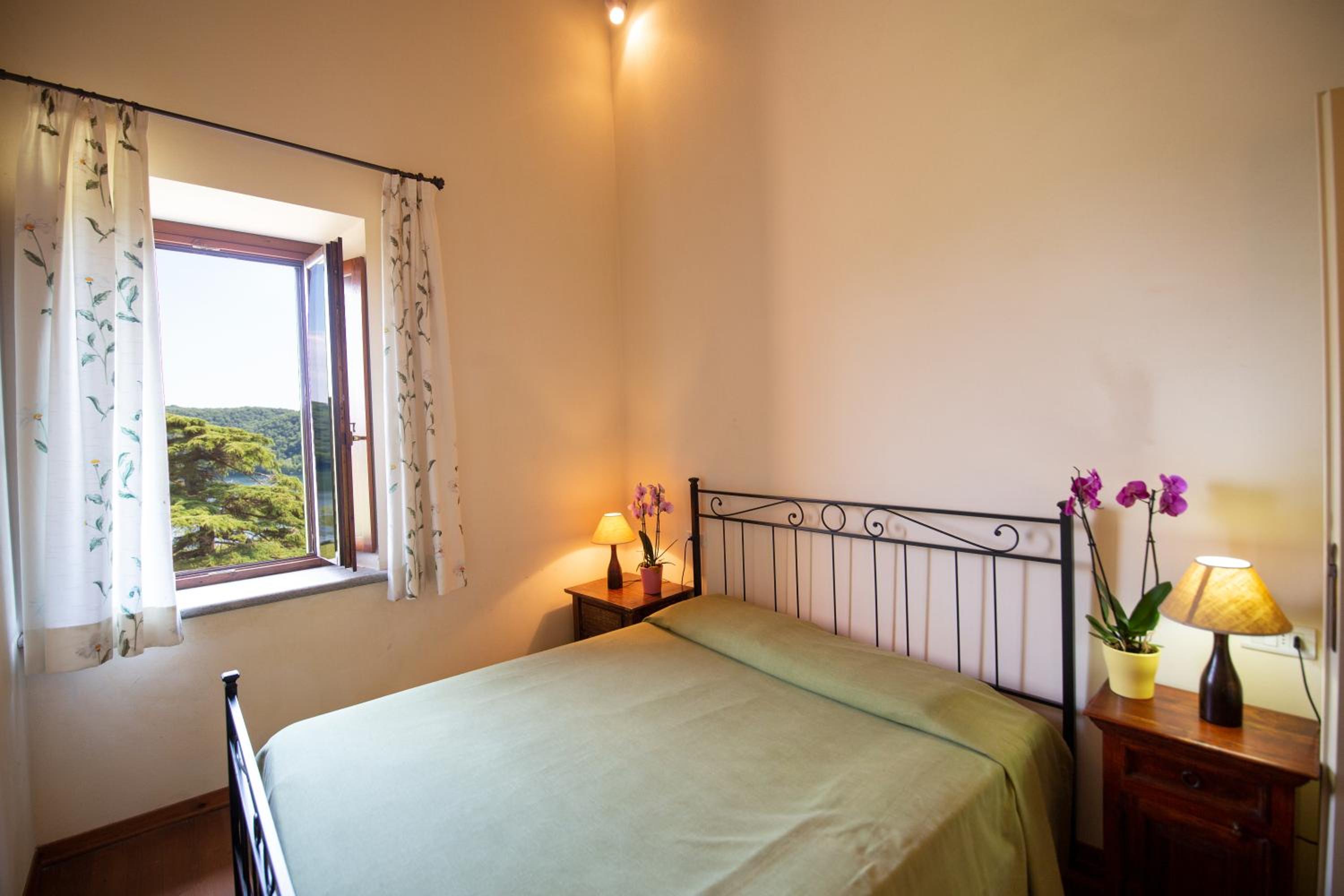 Agriturismo Lago di Mezzano