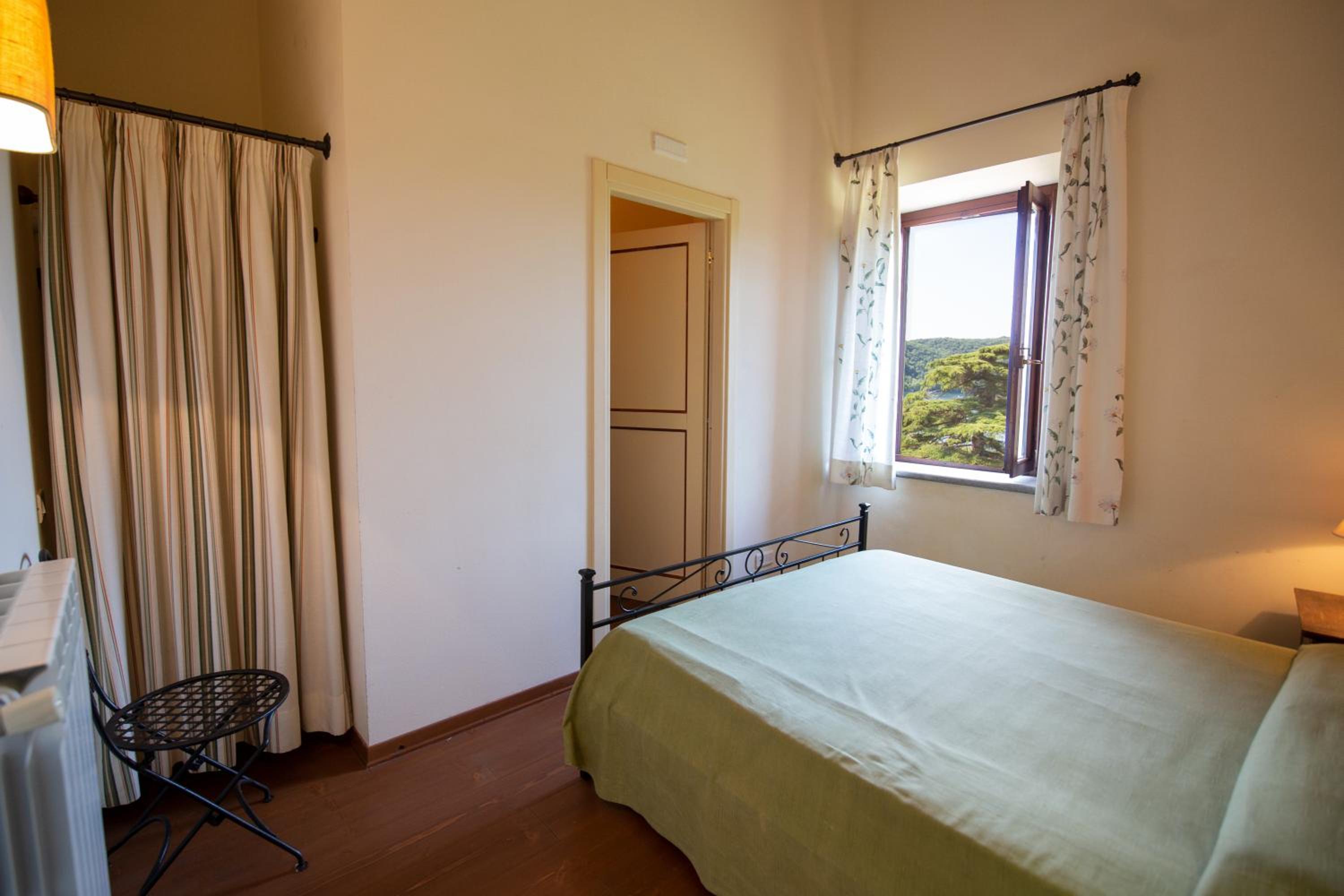 Agriturismo Lago di Mezzano