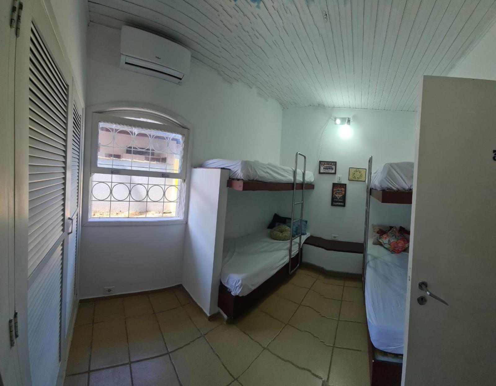 Casa pé na areia - Praia do Lázaro