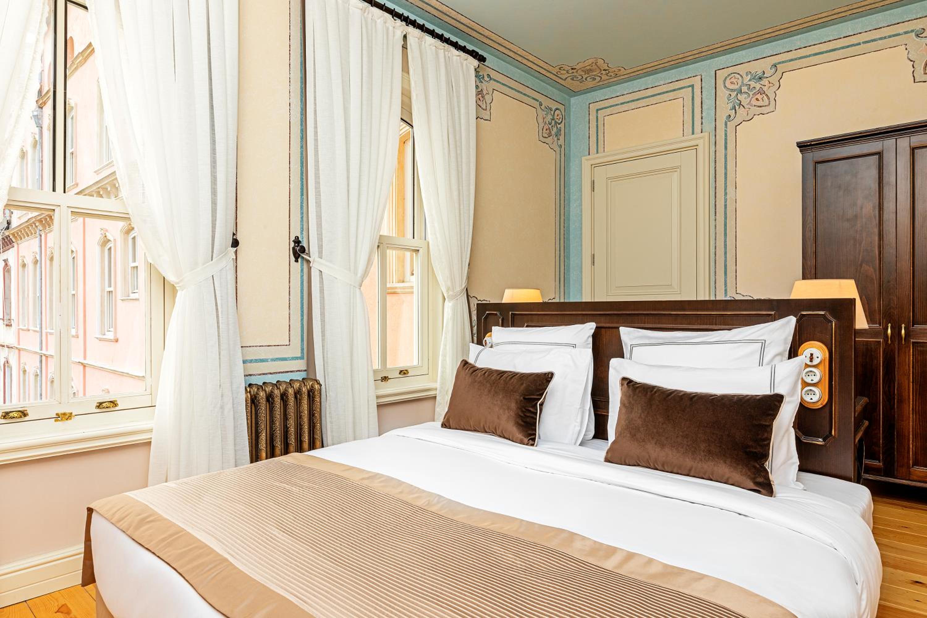 Meroddi Barnathan Hotel - Image 47