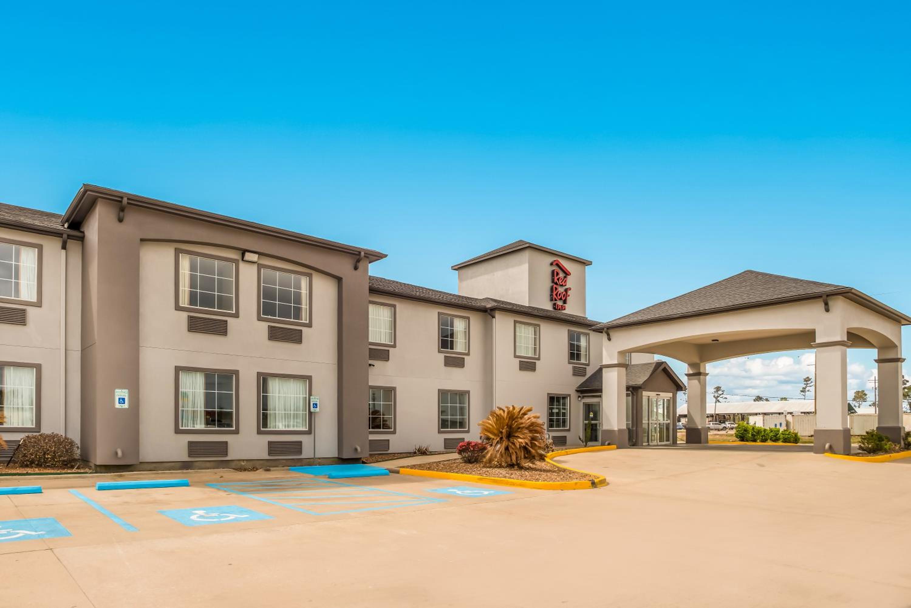 Lake Charles Vacations - Red Roof Inn  Suites Lake Charles - Property Image 6