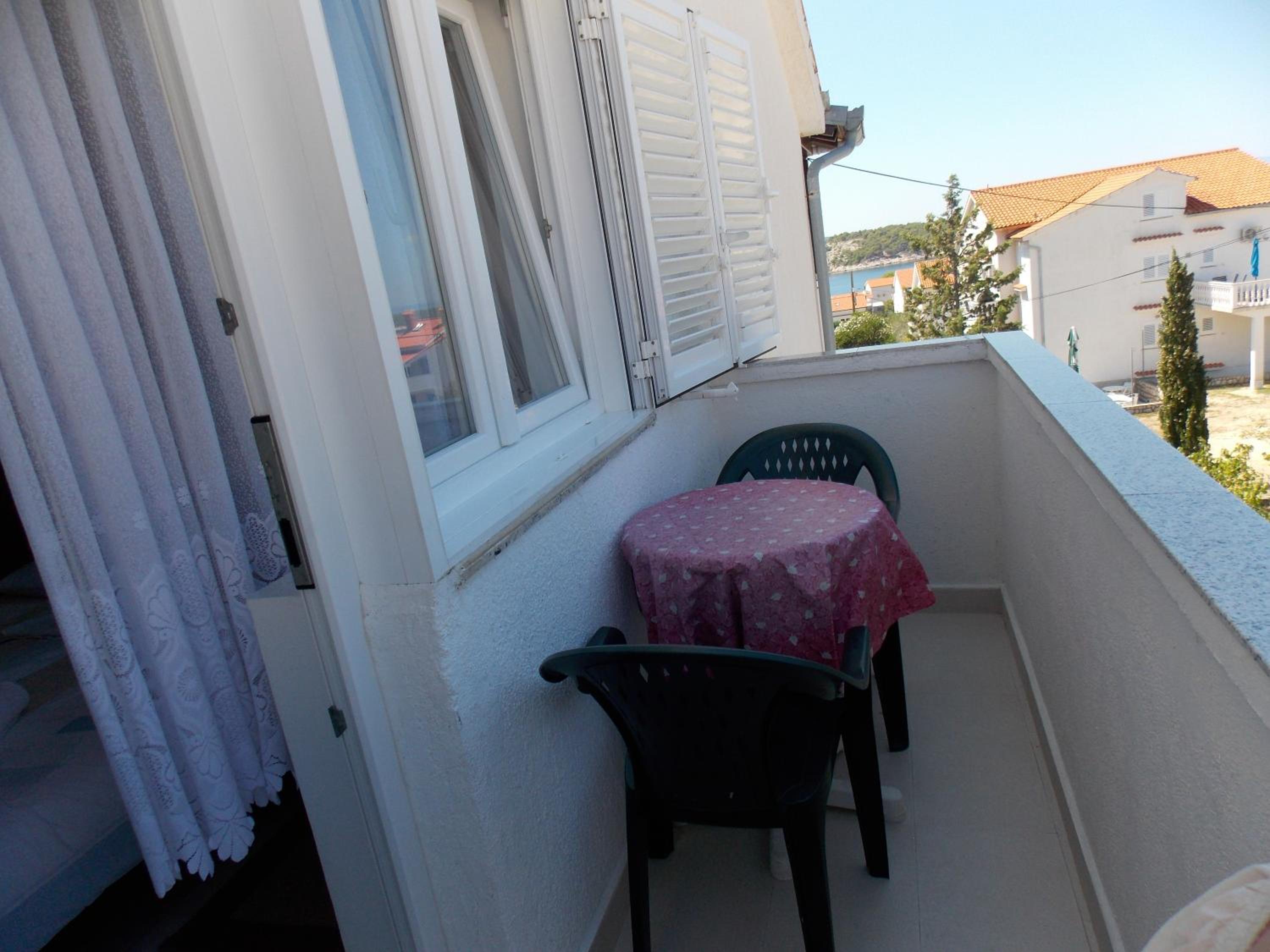Photo 42