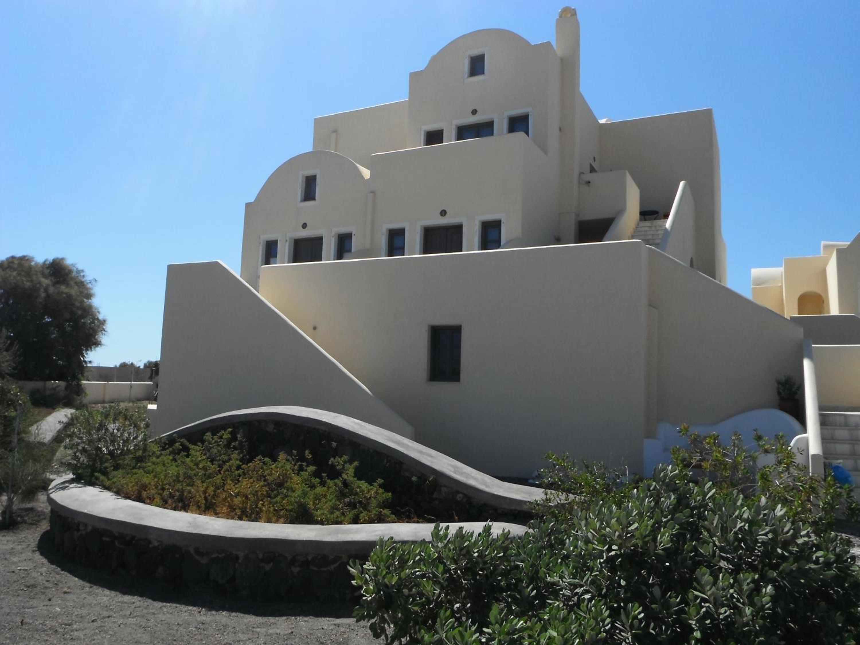 Dagris Villa Studios
