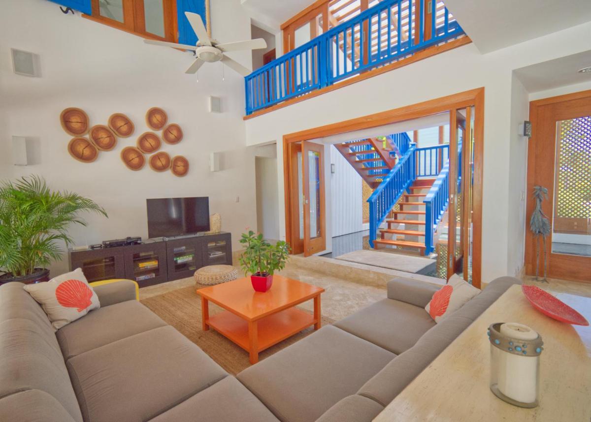 Amazing 4-bedroom tropical villa with private pool and golf course view at luxury resort view 4