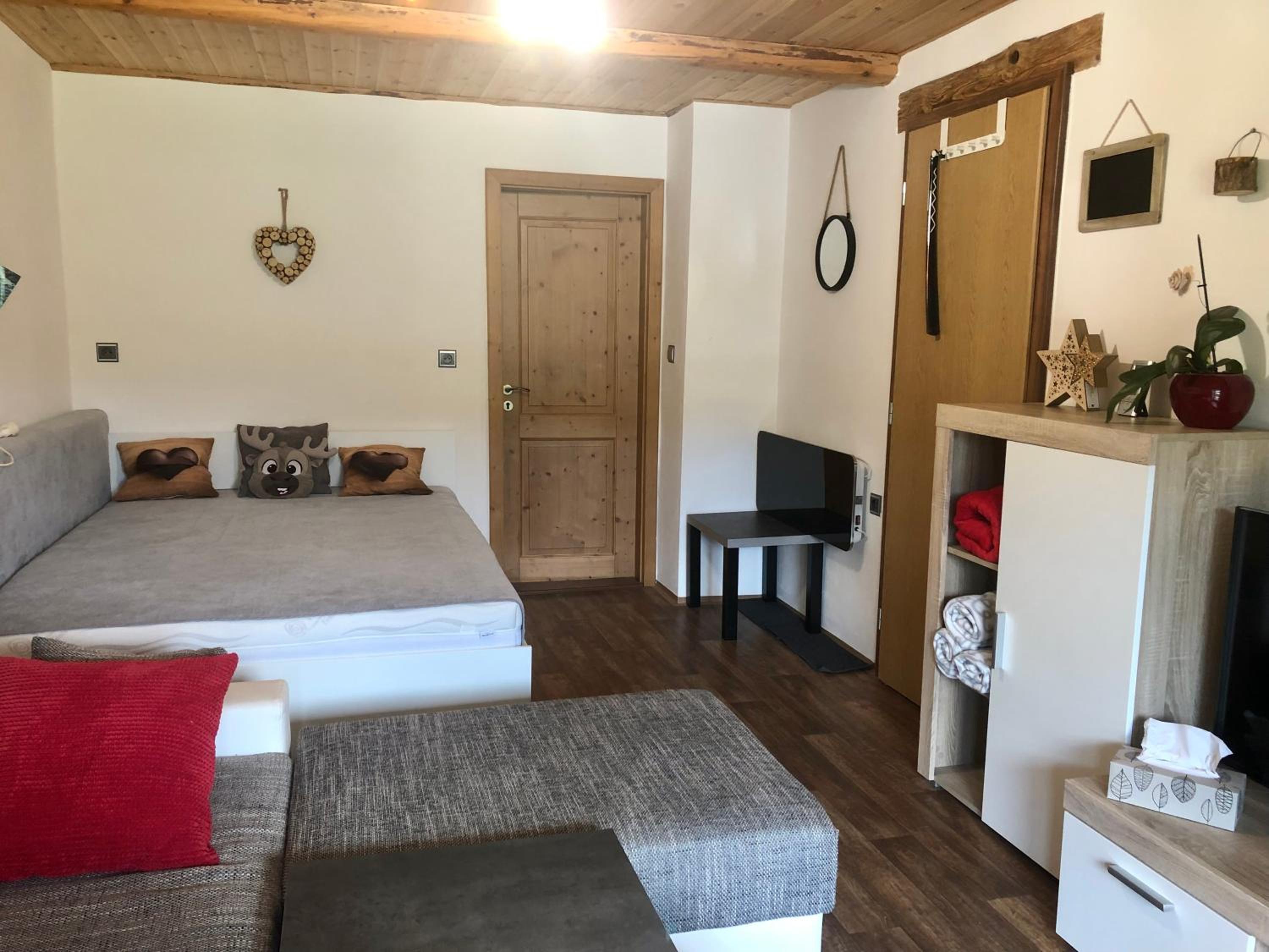 Apartmán s výhledem na Jezerní stěnu - ŠUMAVA CARD