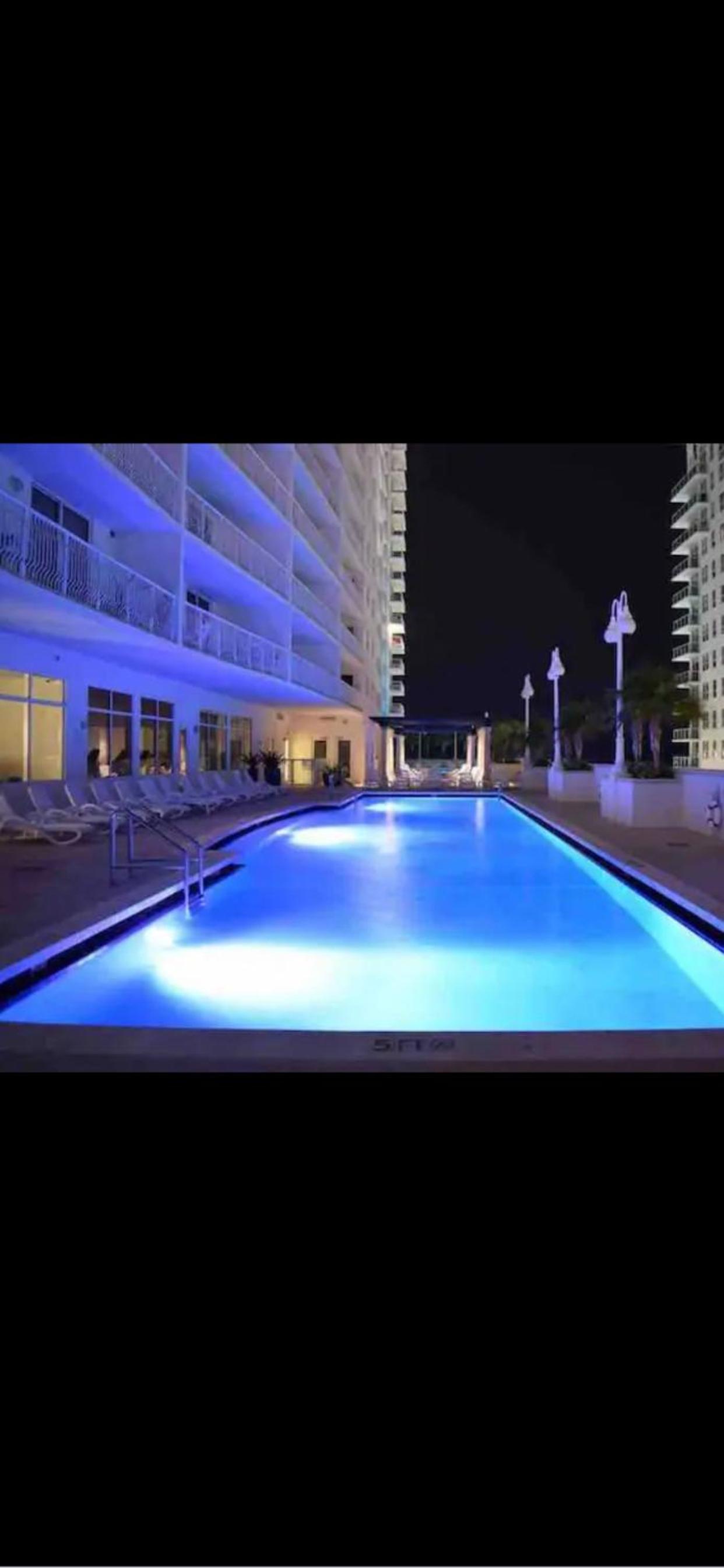 High Rise Brickell Modern Studio
