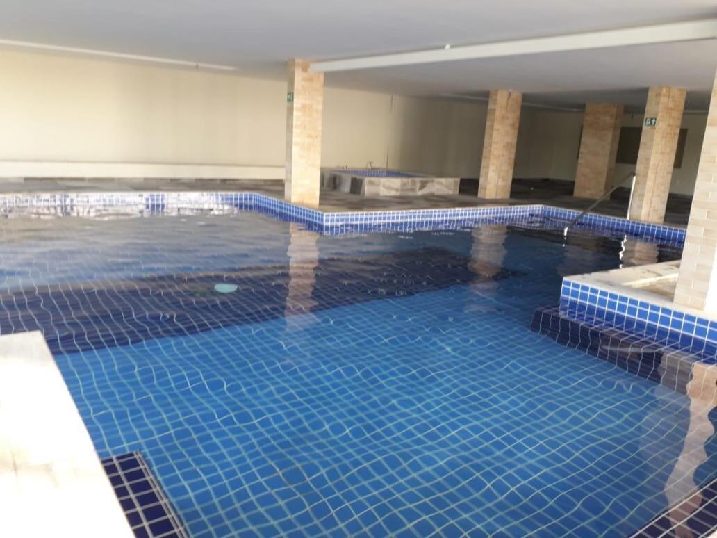 Temporada Resort Park Veredas com rio quente ao fundo view 5