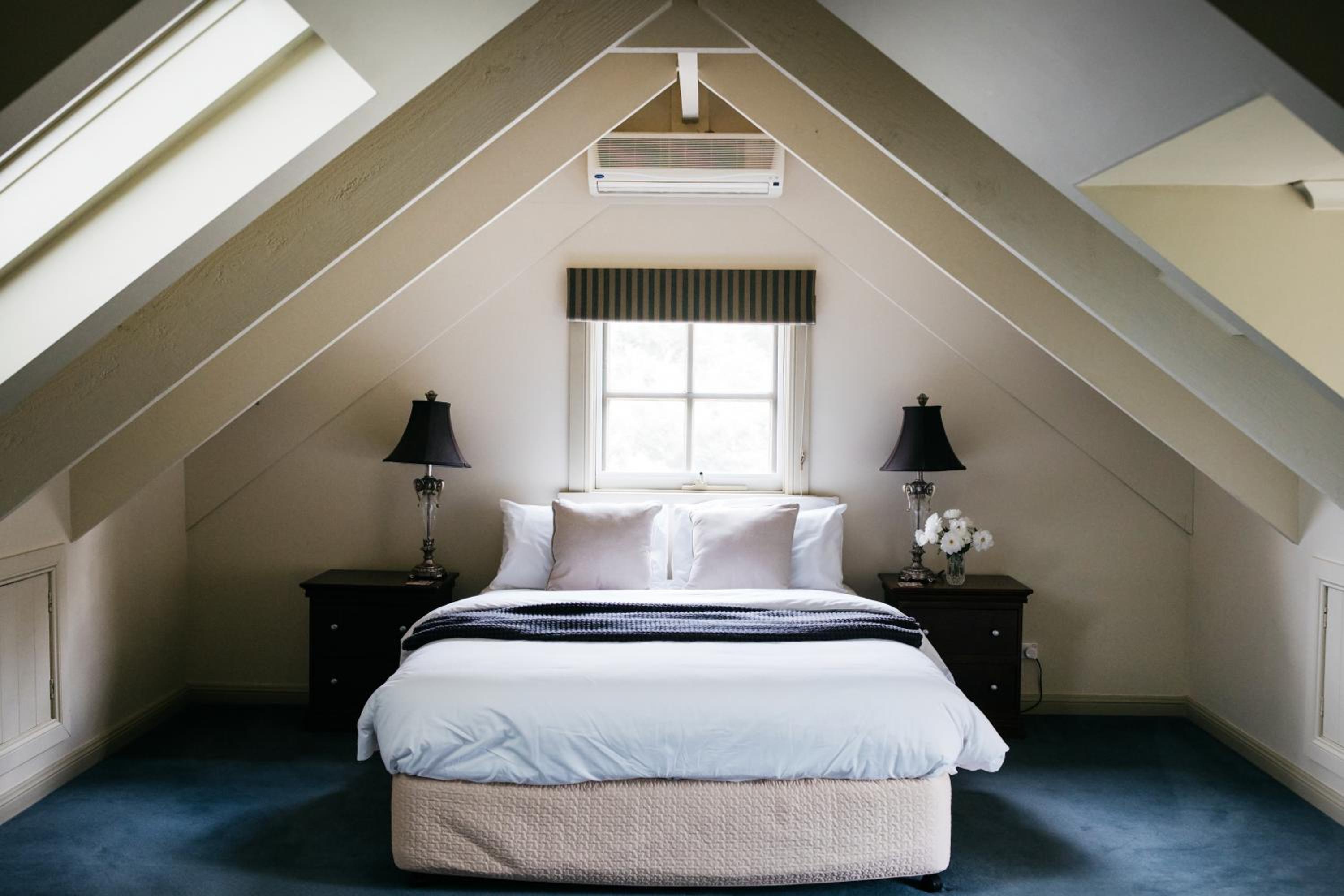Lawson Lodge Country Estate
