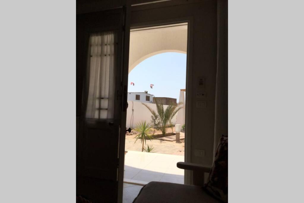 Photo 8