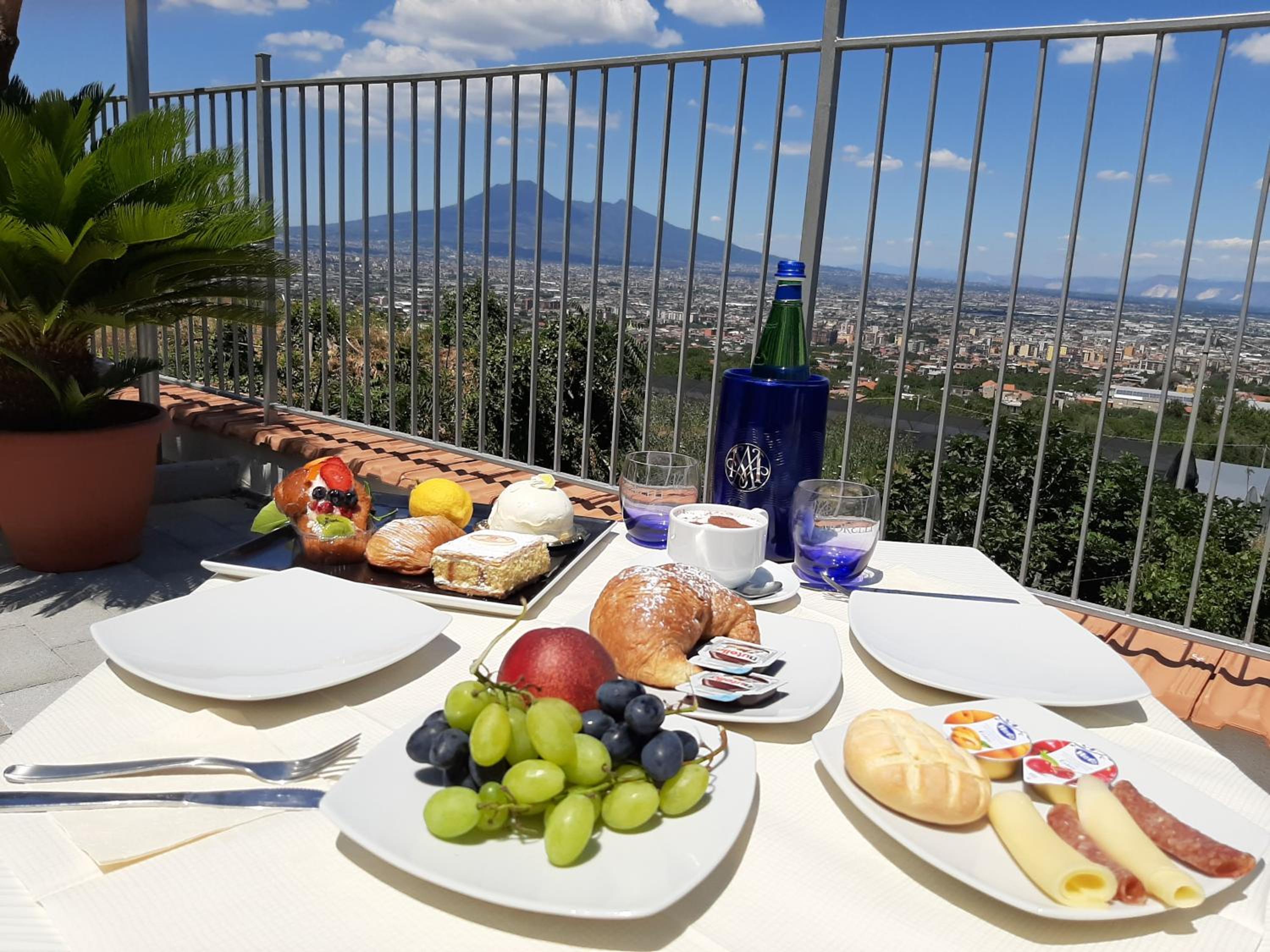 Villa Mola Bed And Breakfast