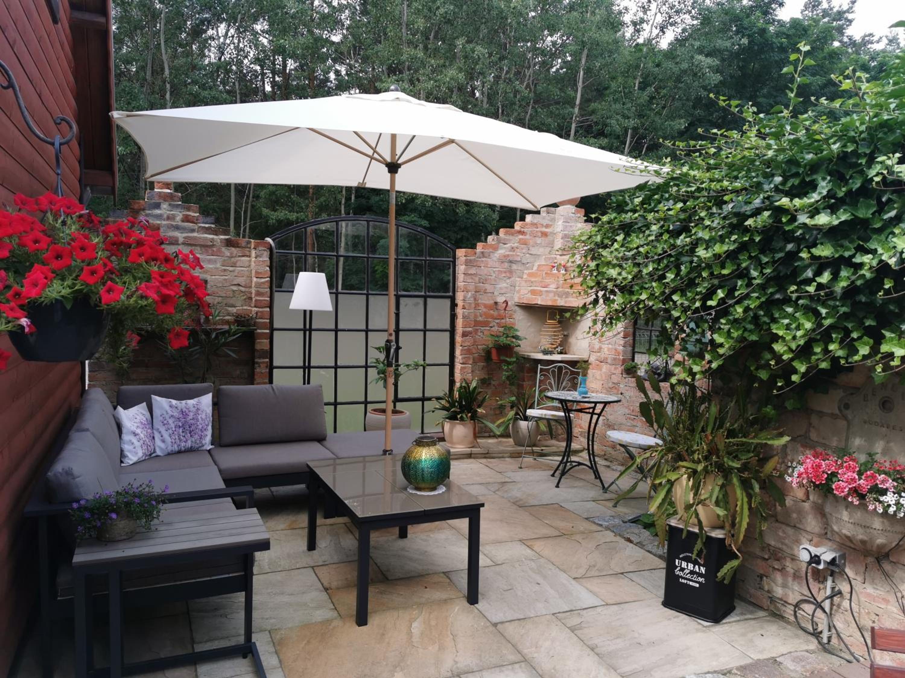 Ferienhaus mit mediterraner Terrasse