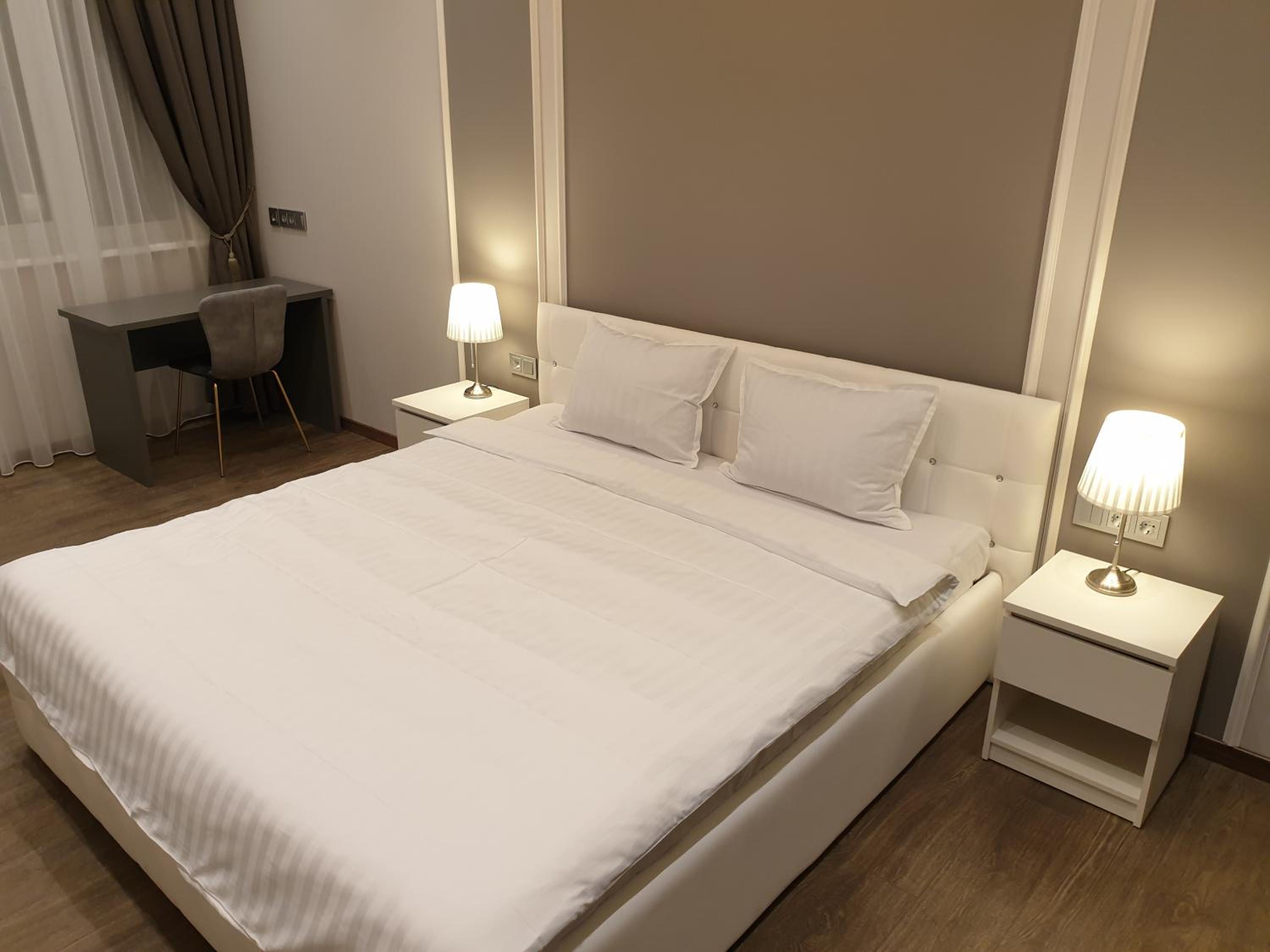 MARBEO 5 Star Luxury Suites - Peldu view 3