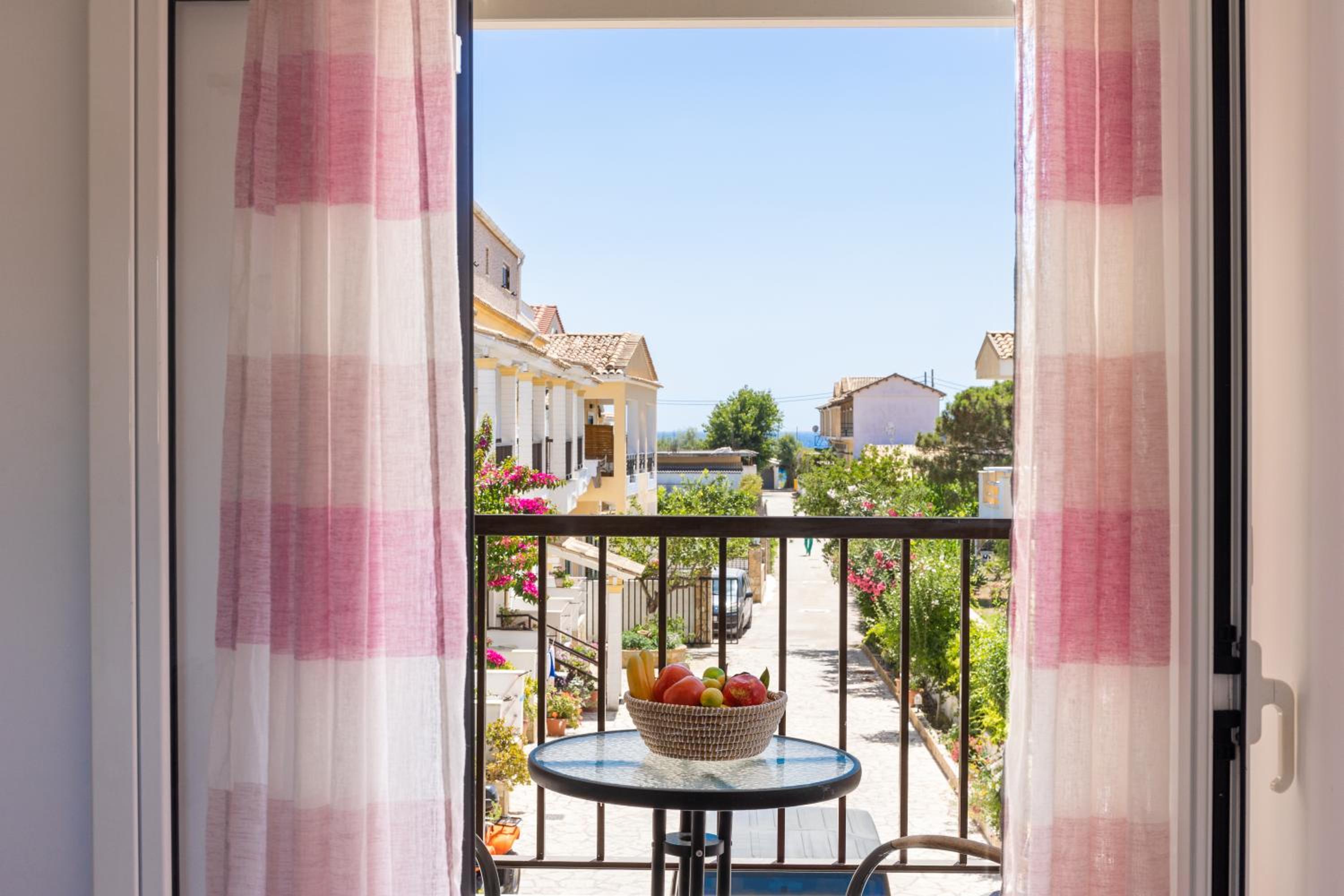 Hotel Dora Pool Studios by Konnect,150m from the Beach - Image 1