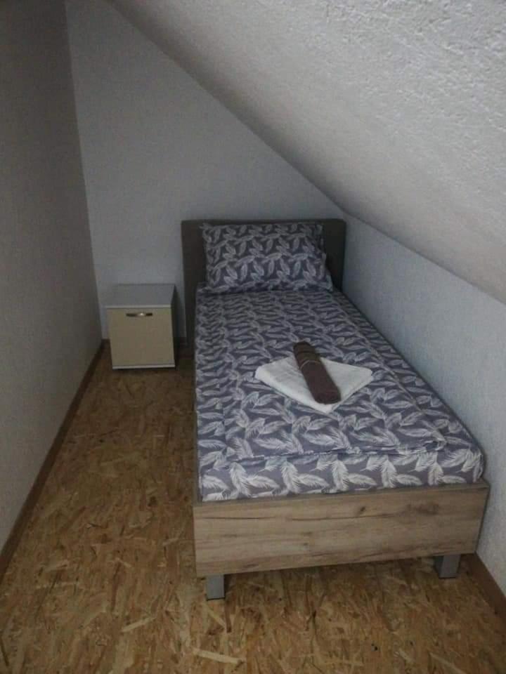 Photo 46