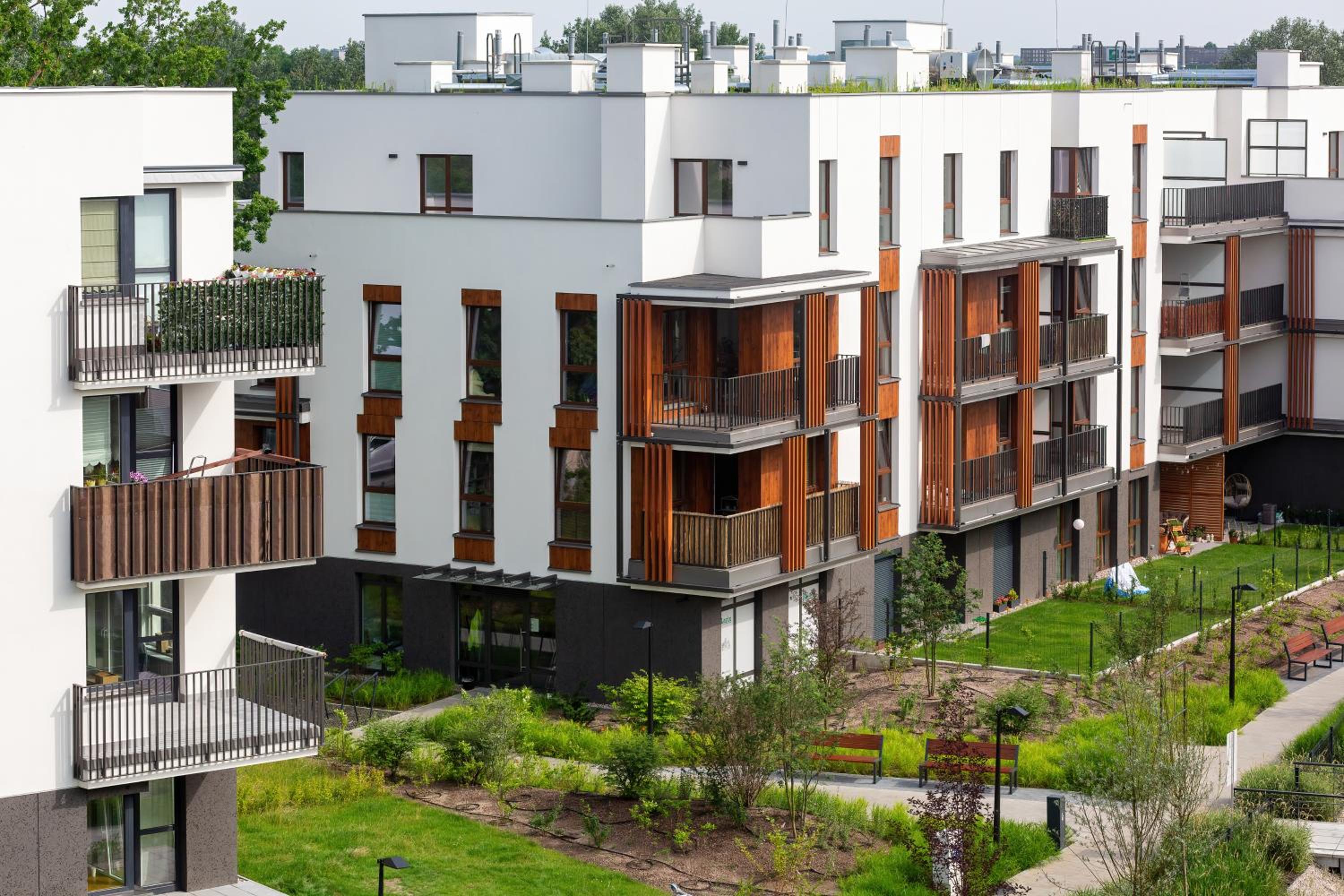 Golden Apartments Ursynów by Renters view 3