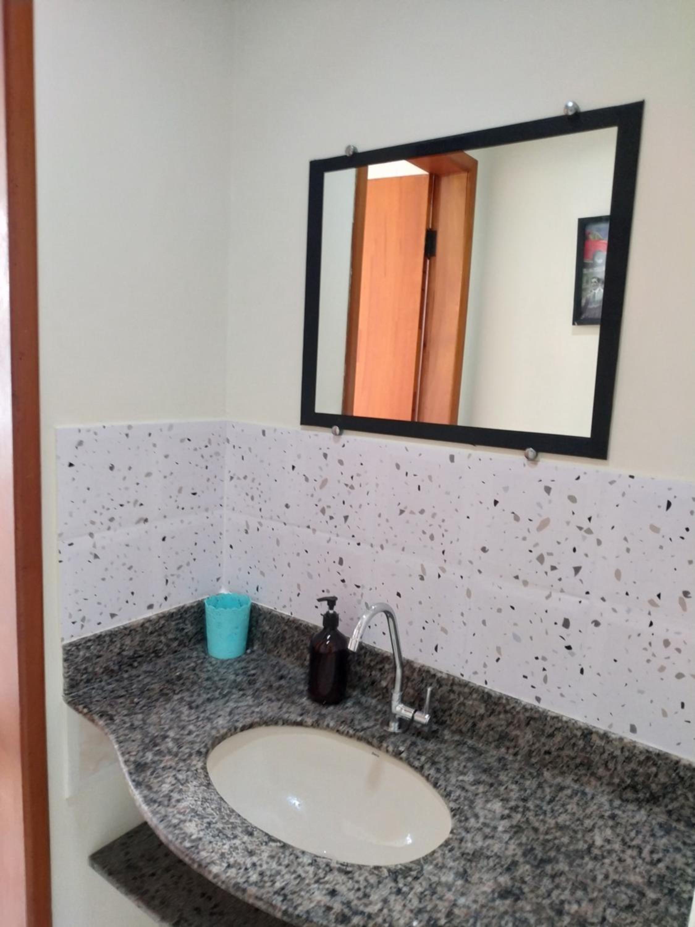 Apartamento Guarapari, WI-FI, Vista do Mar, Praia do Morro,100 metros do Mar