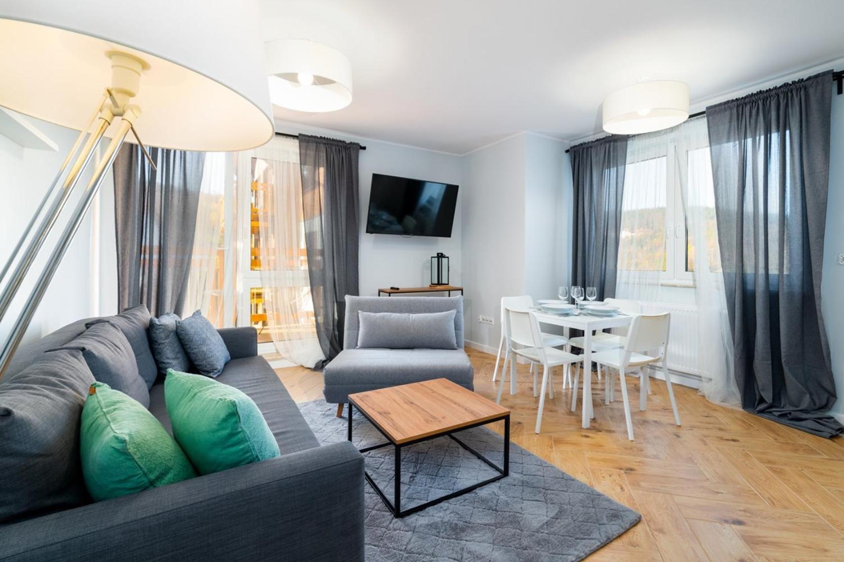 Przytulne Apartamenty Sun Seasons 24 z Pięknym Widokiem w Szklarskiej Porębie by Noclegi Renters view 4