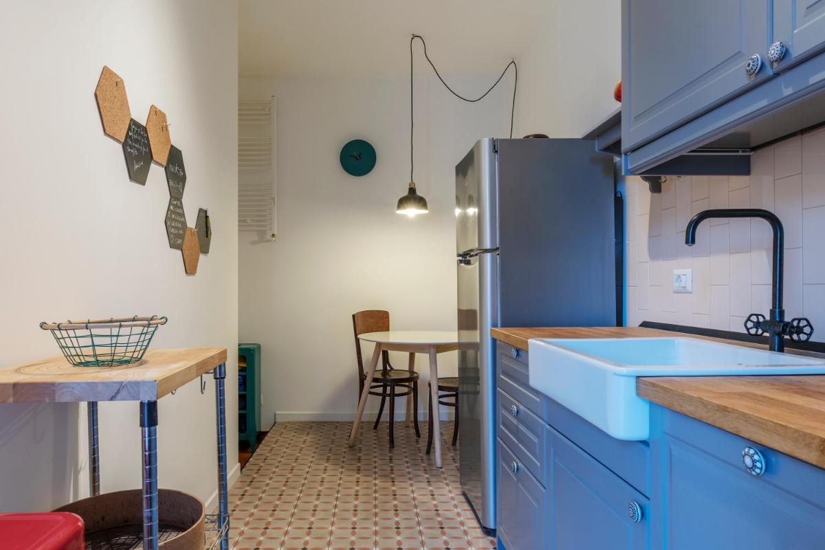 Santa Maria Maggiore Roomy and Bright Flat