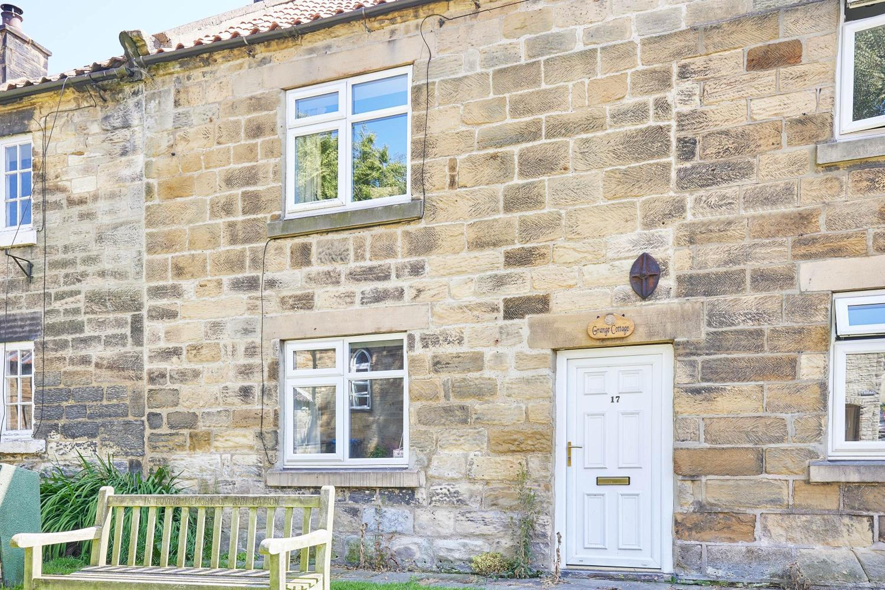 Host & Stay - Grange Cottage