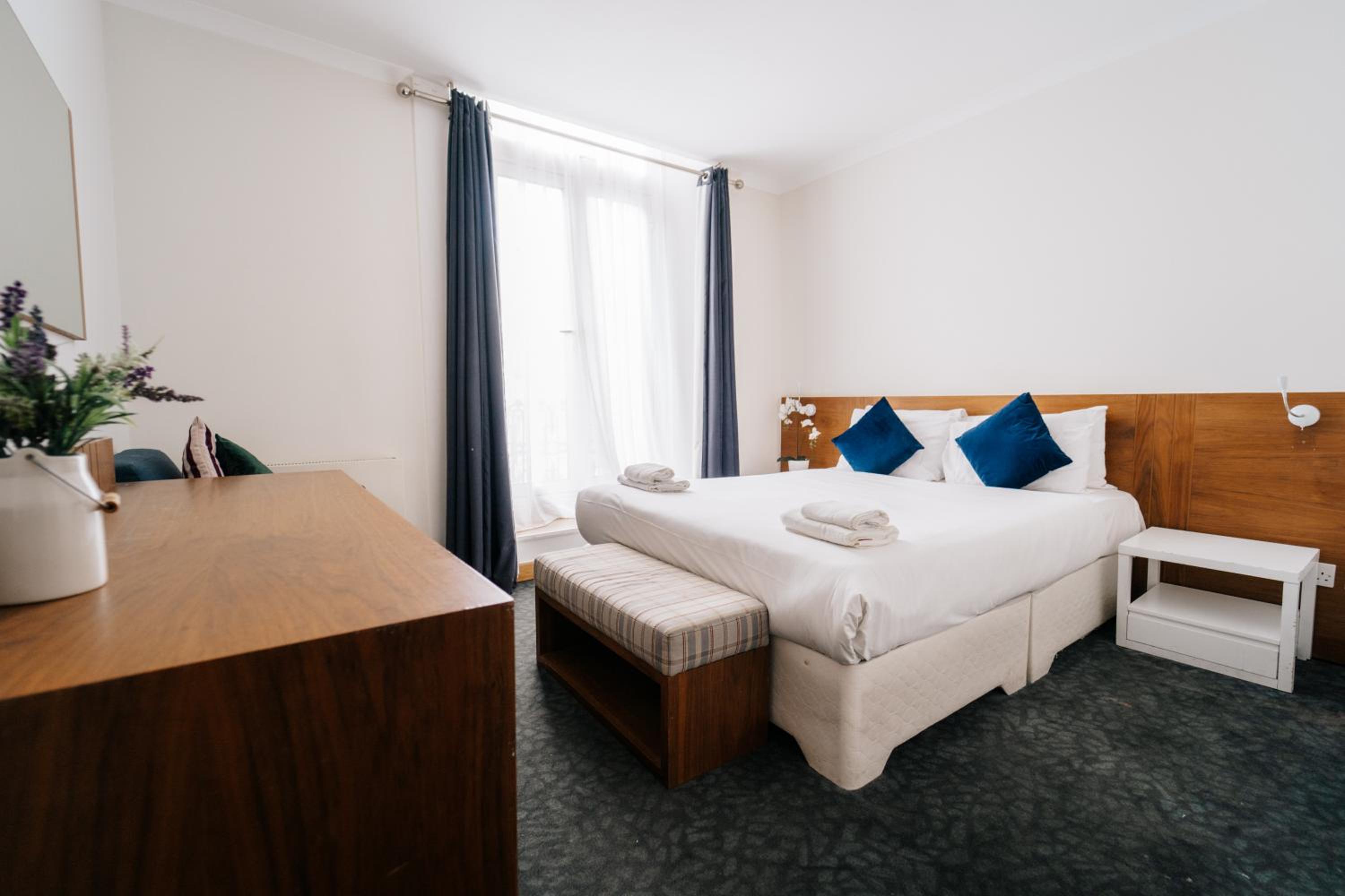 Blue Star Apartments
