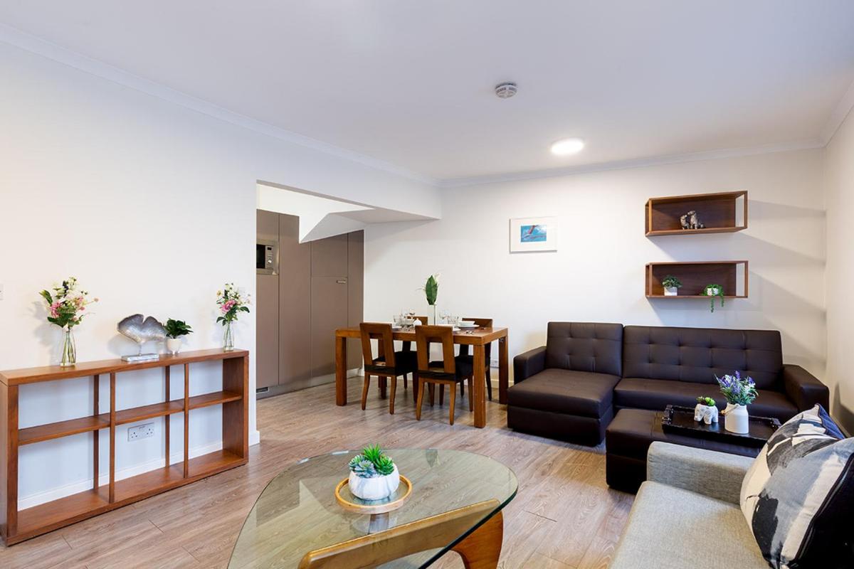Blue Star Apartments