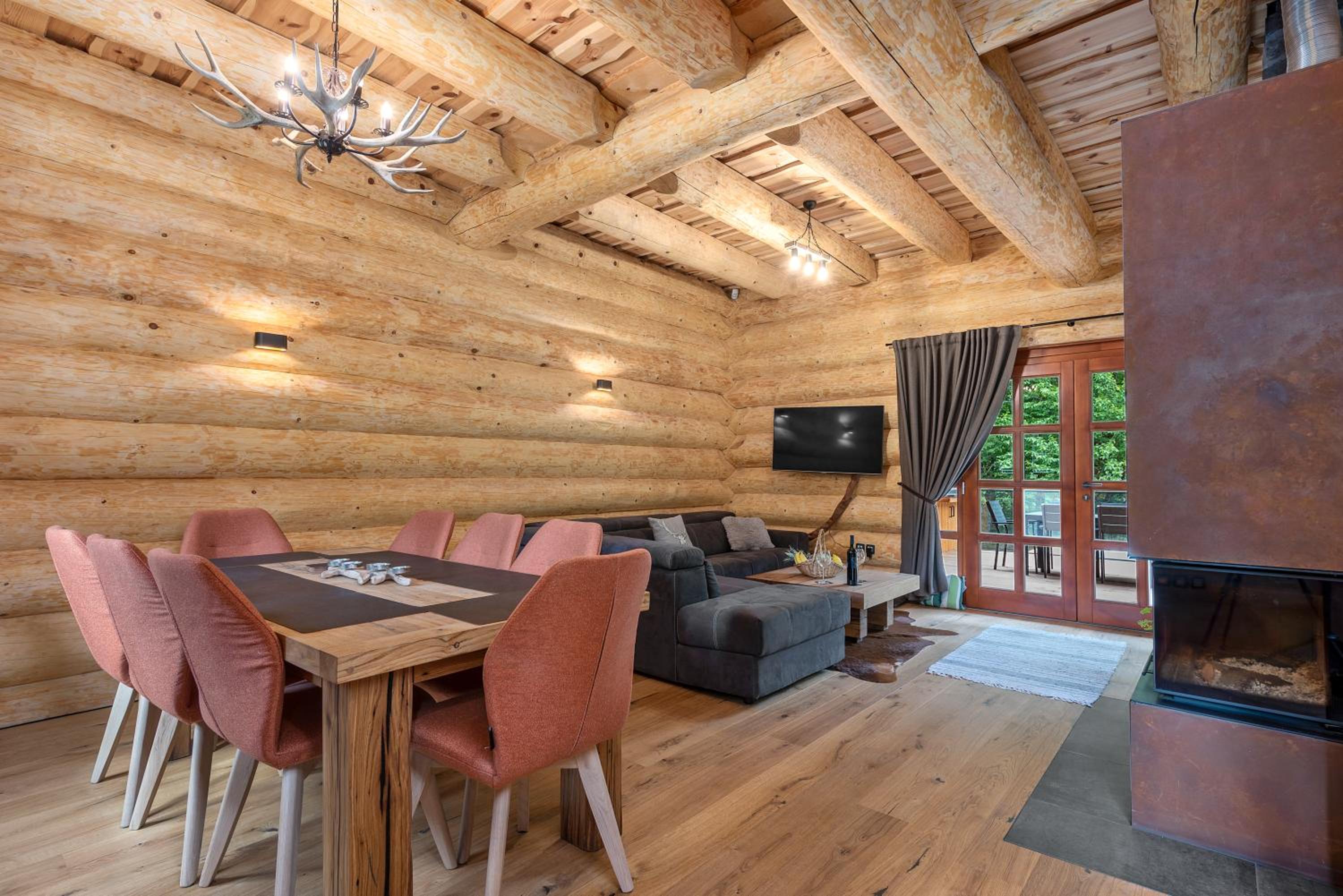 Log House The River Pearl