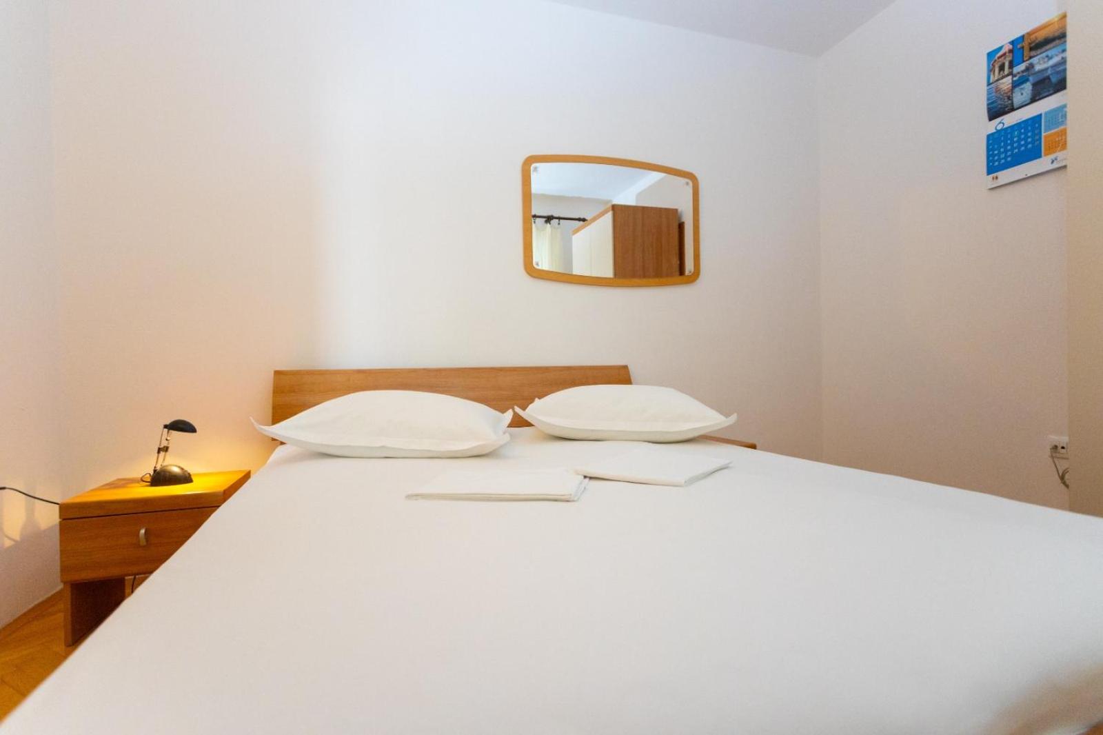 Apartmani Vranjes view 4