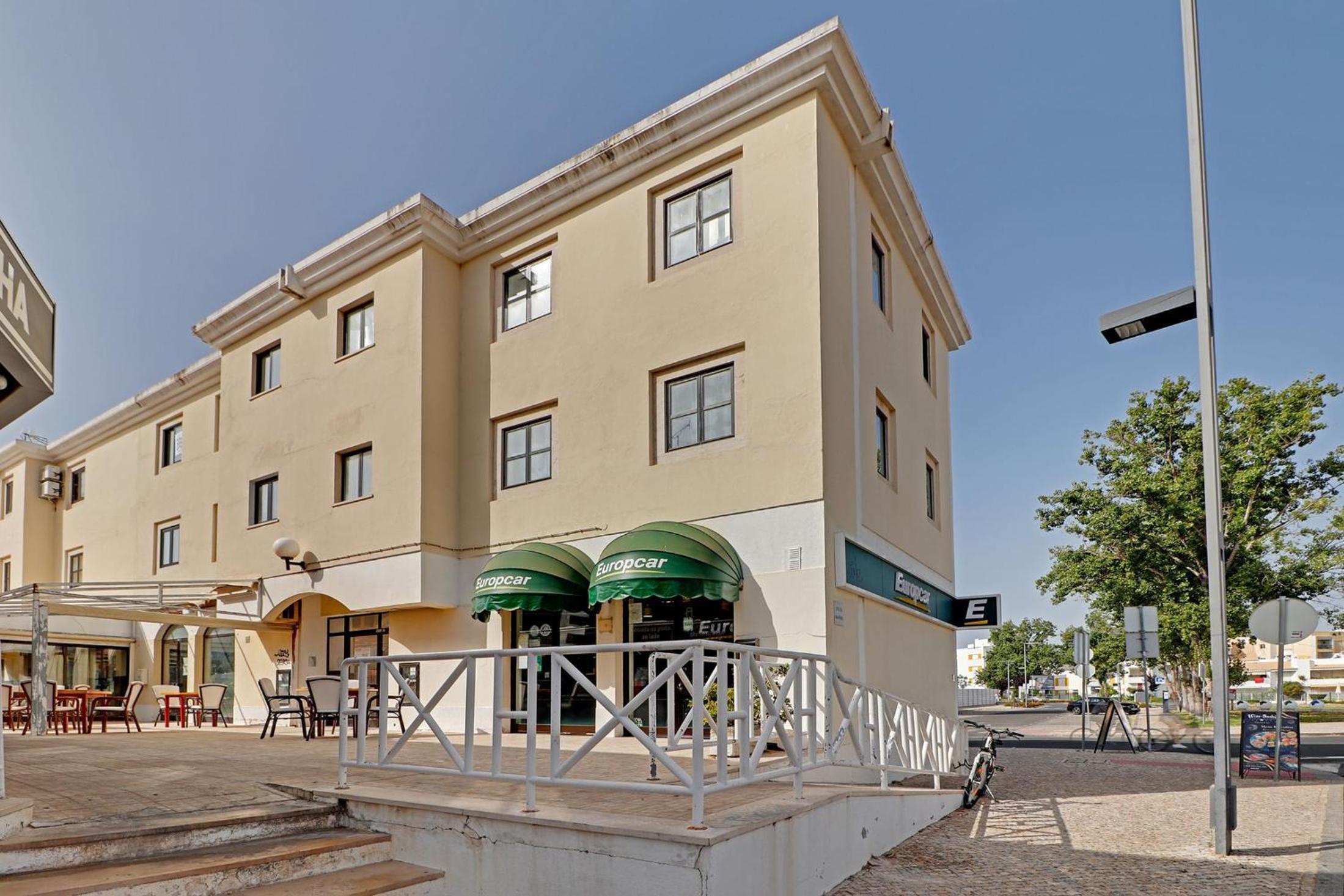 Vilamoura Central 1 by Homing view 2