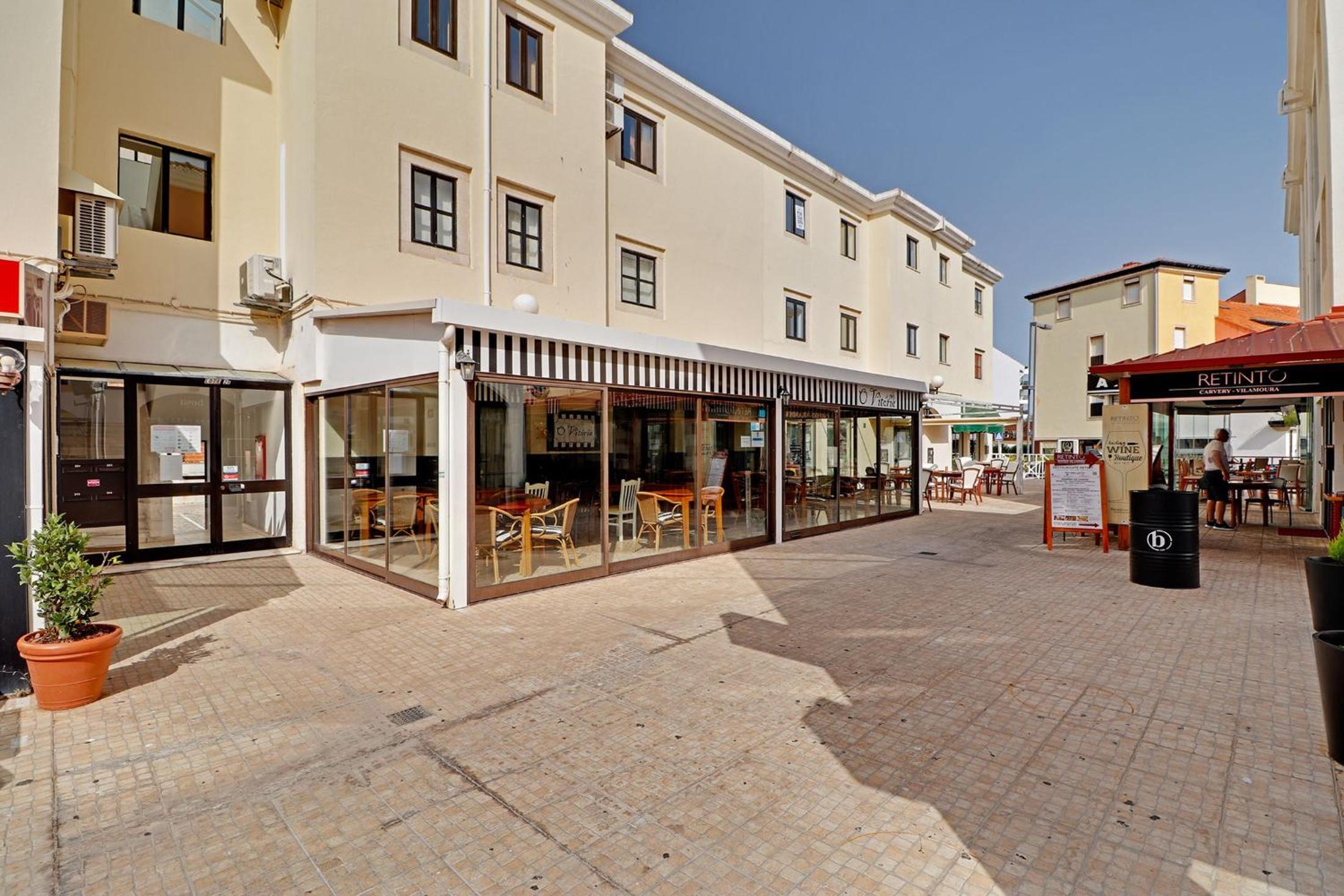 Vilamoura Central 1 by Homing view 5