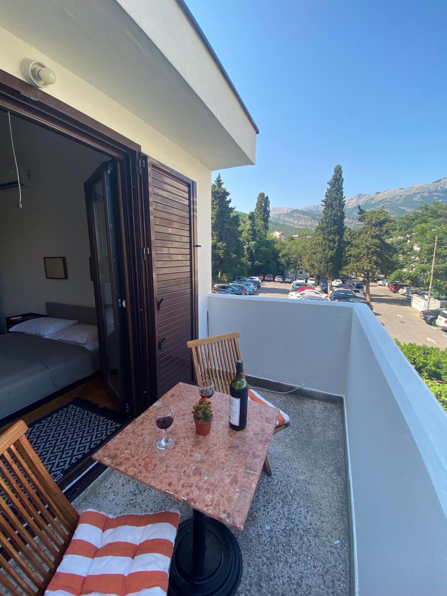 Guest house Kamelija