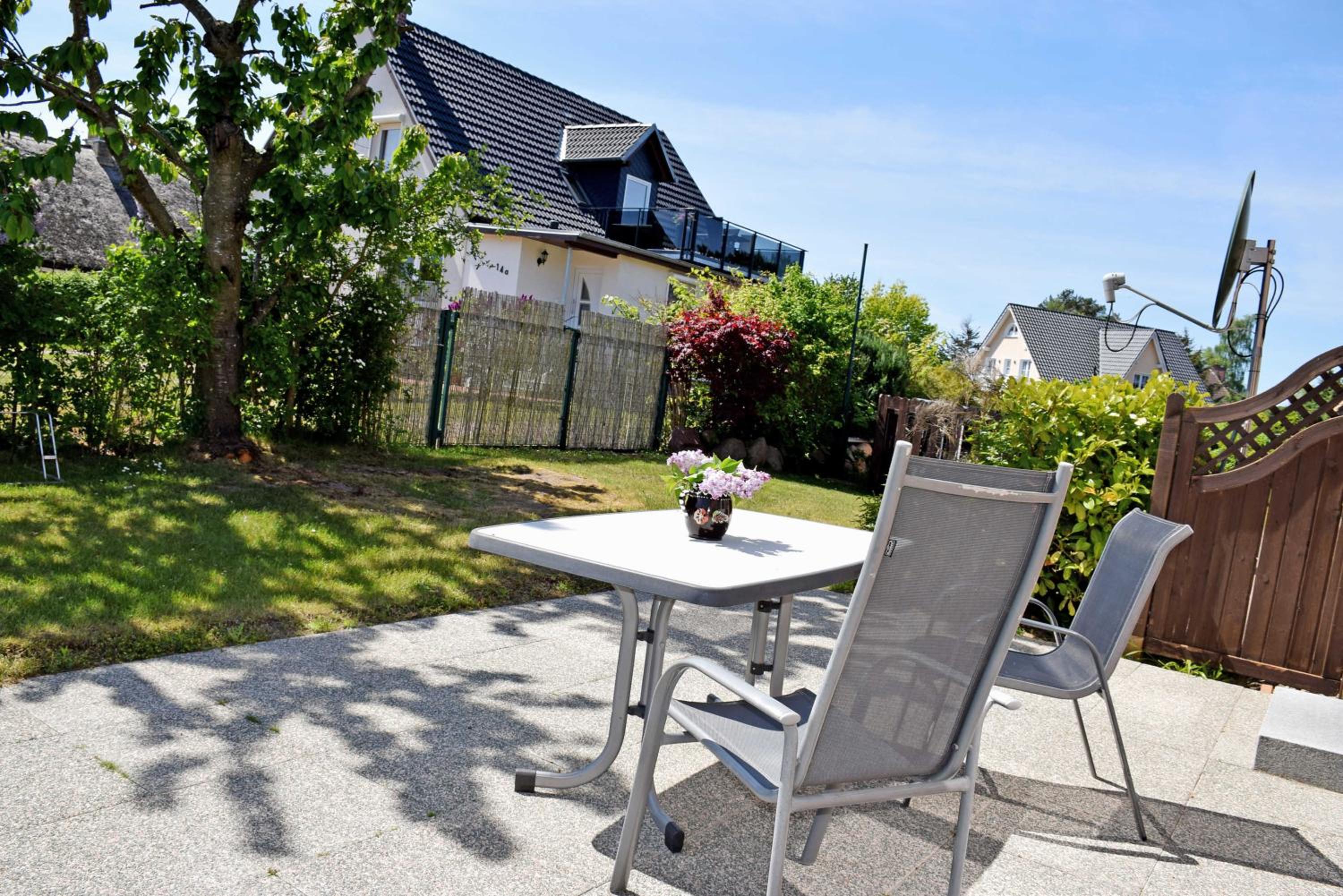 Ferienhaus mit Terrasse am Heideweg view 2