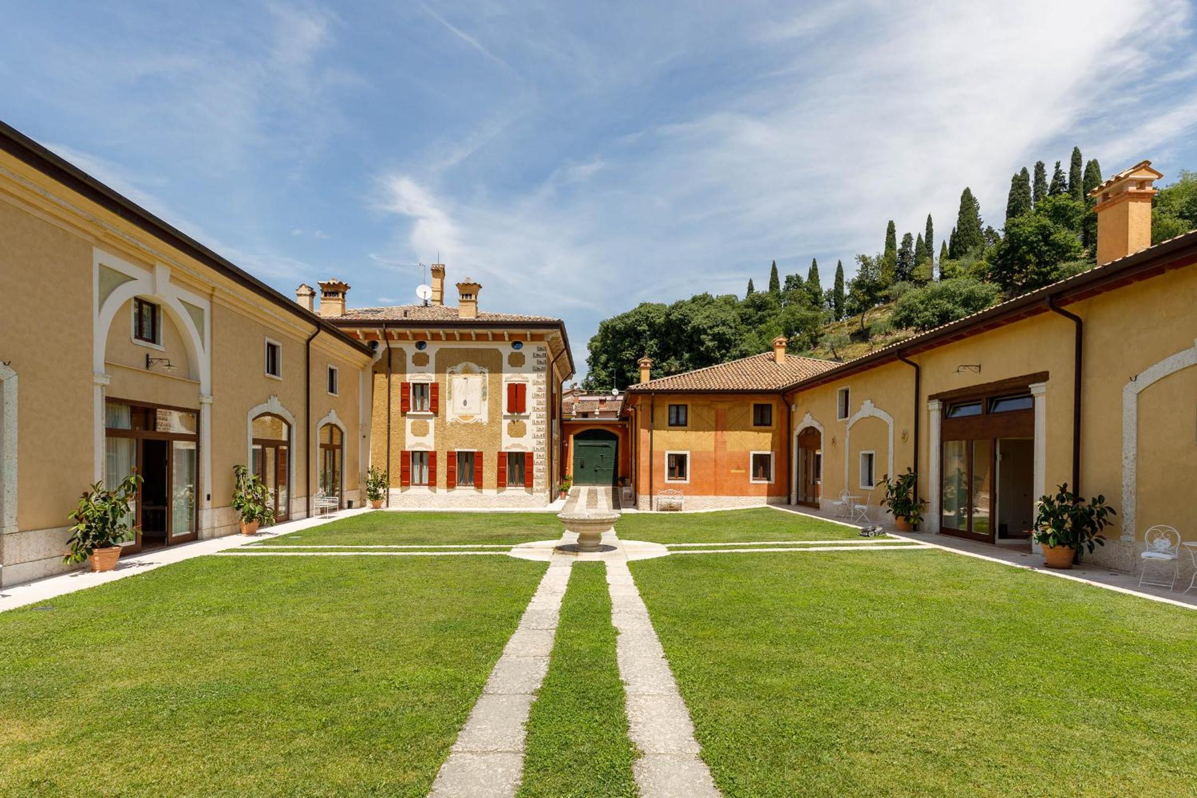 Hotel Villa Padovani Relais de Charme - Adults Only - Image 1