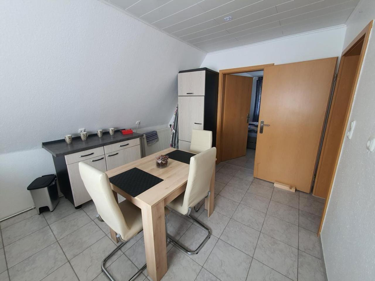 FEWO BEI LEHMANNS en Werl — kitchen